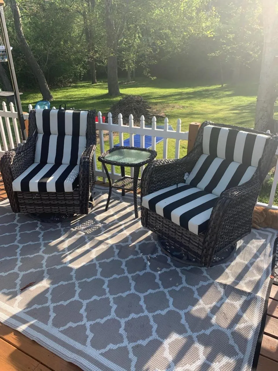 Swimming pool in Log Cabin in the Field