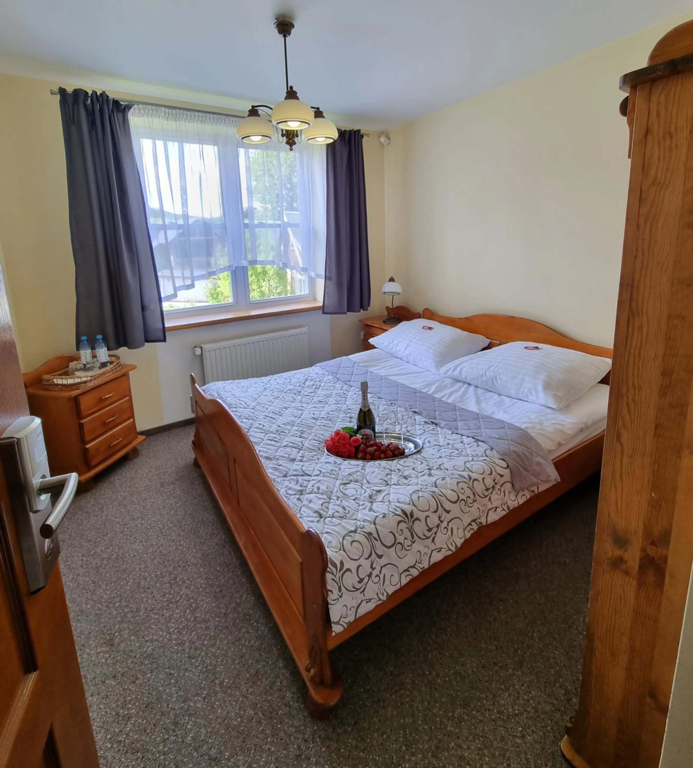Bedroom, Bed in Hotel Karkonosze