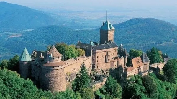 Activities in Hôtel du Haut Koenigsbourg- entre vignes et château