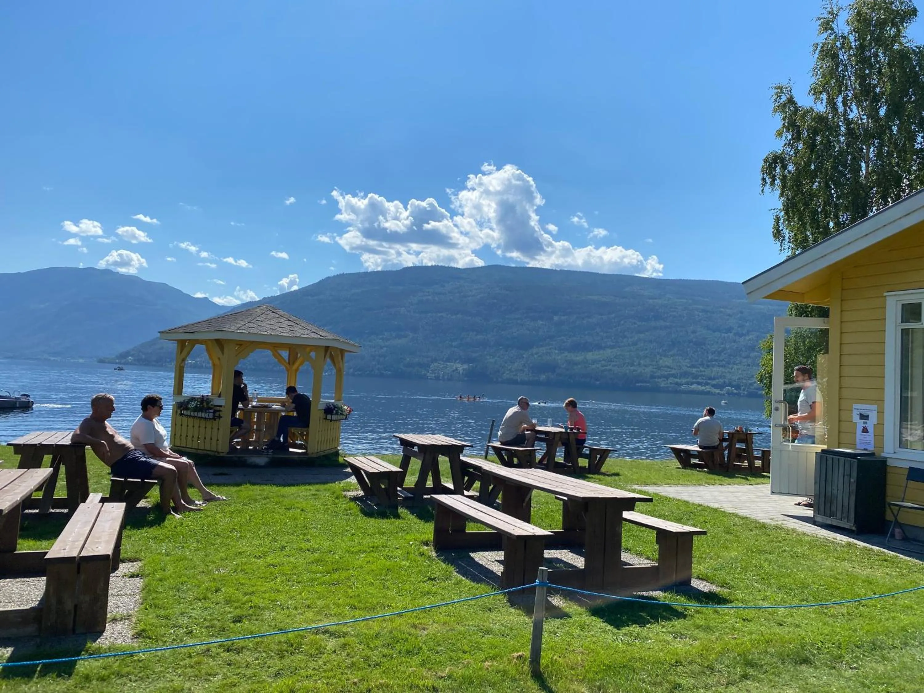 Restaurant/places to eat in Sandviken Camping