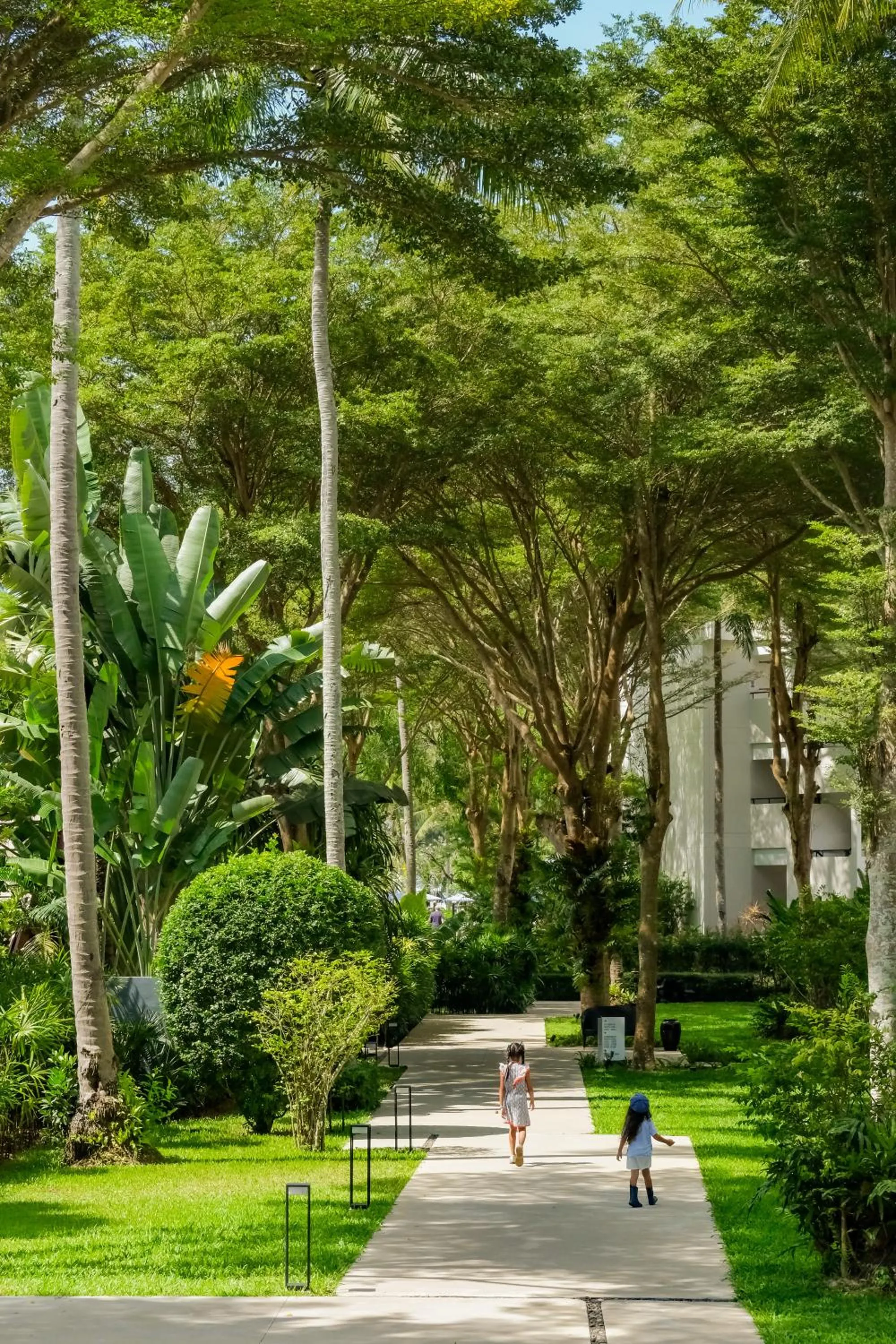 Day in Le Meridien Phuket Mai Khao Beach Resort