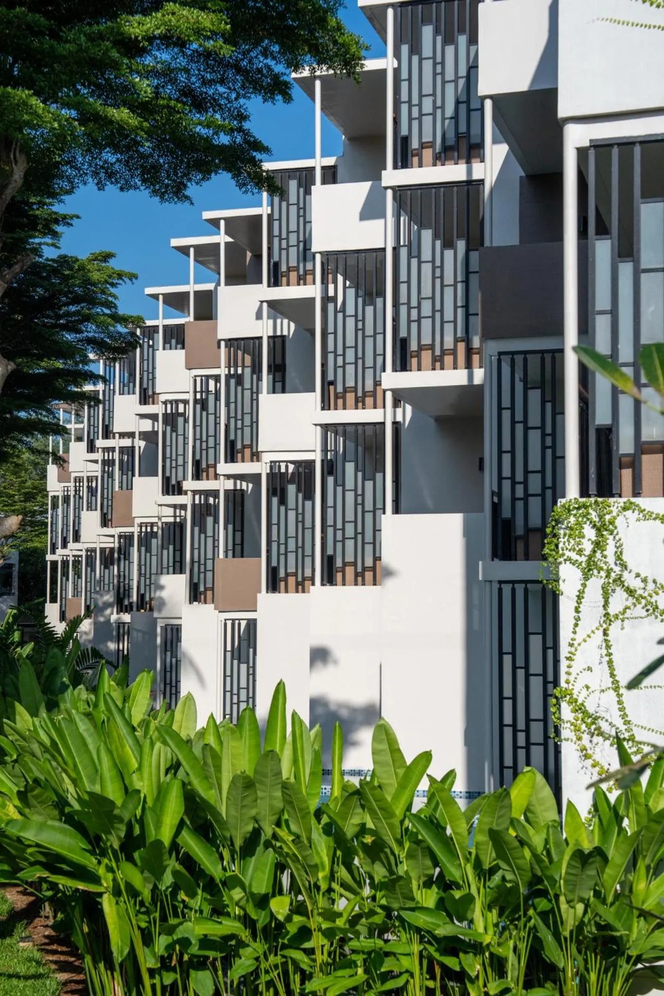 Property building in Le Meridien Phuket Mai Khao Beach Resort