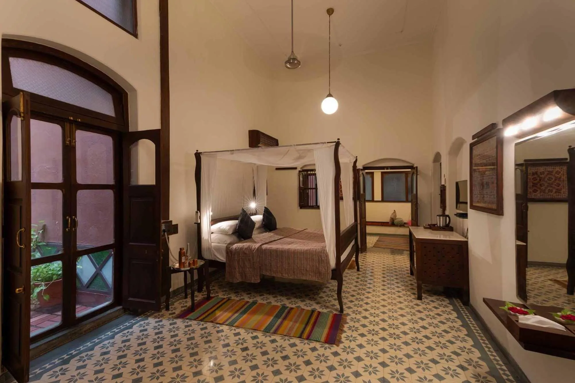 Bed in The House of MG-A Heritage Hotel, Ahmedabad
