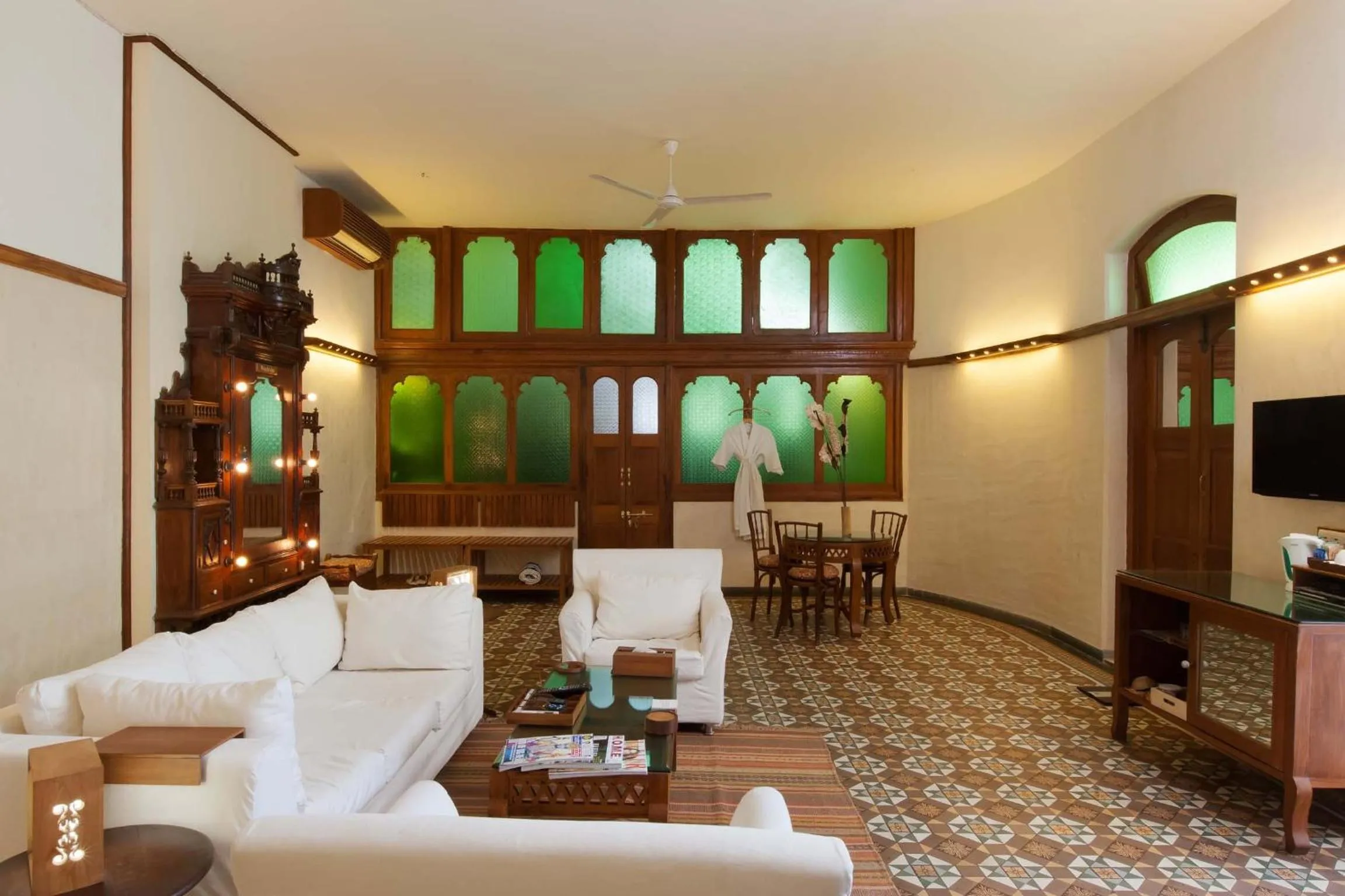 TV and multimedia in The House of MG-A Heritage Hotel, Ahmedabad