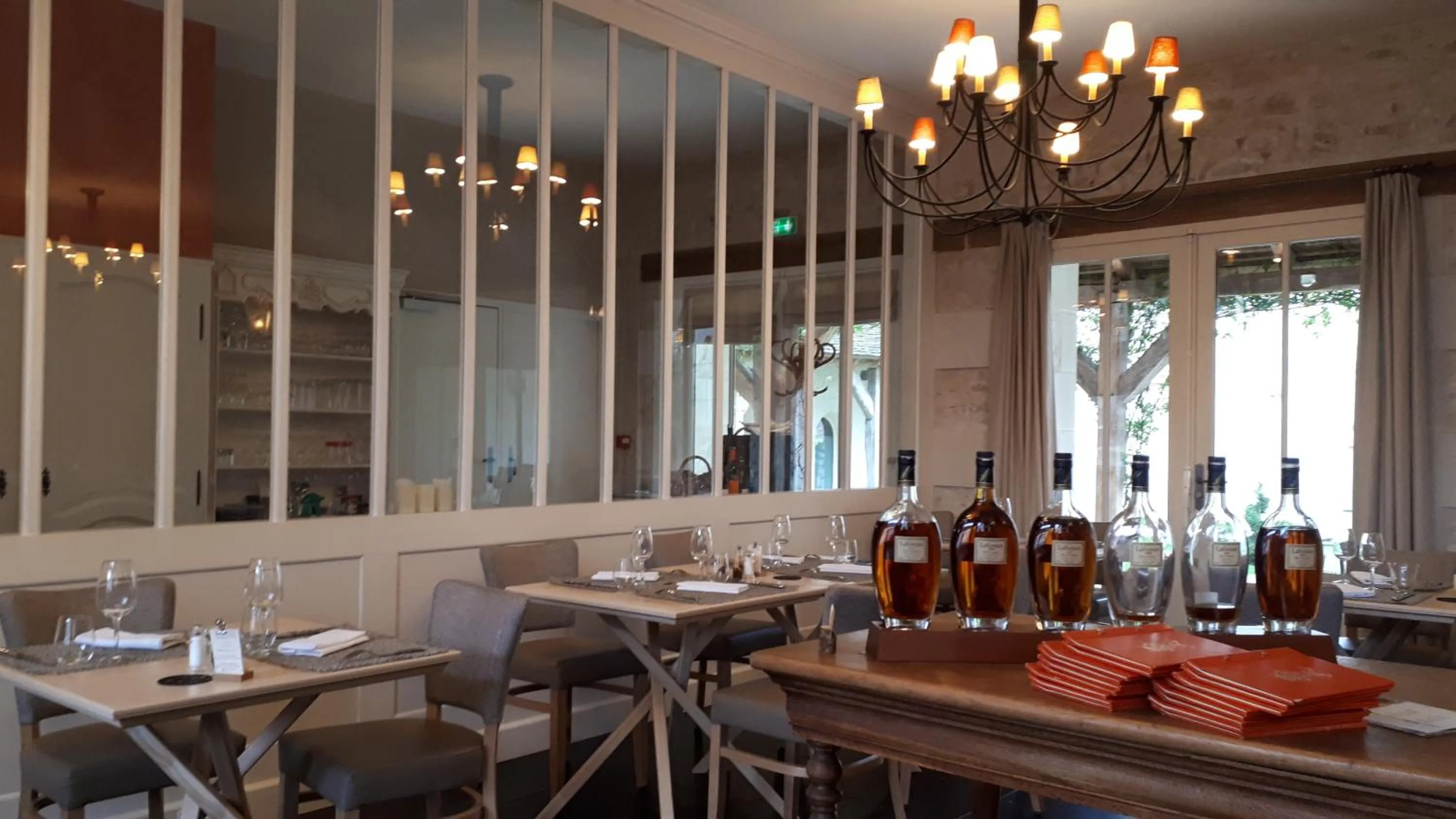 Restaurant/places to eat in Logis Hôtel Restaurant Relais de la Mothe