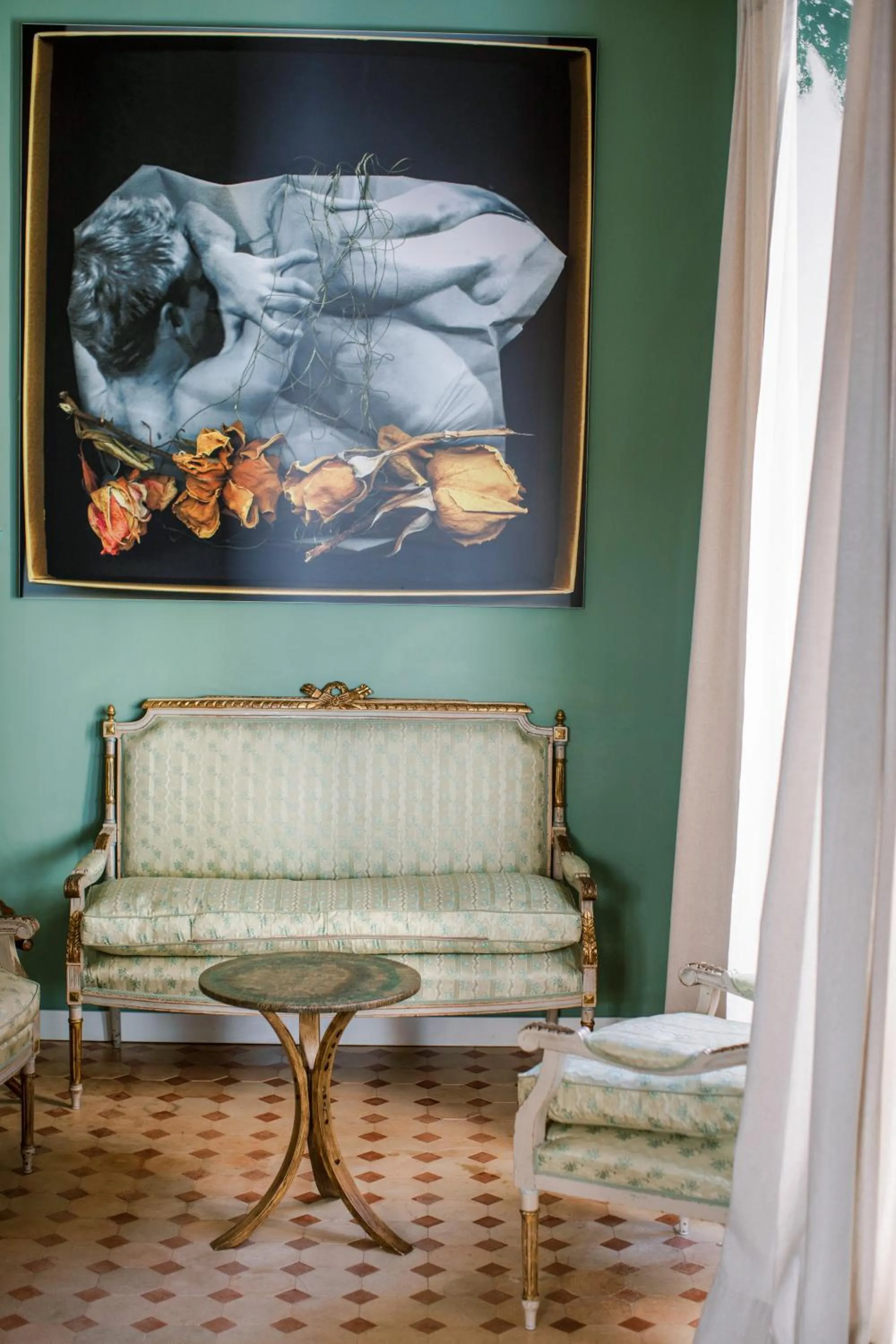 Seating area in Ecocirer Healthy Stay