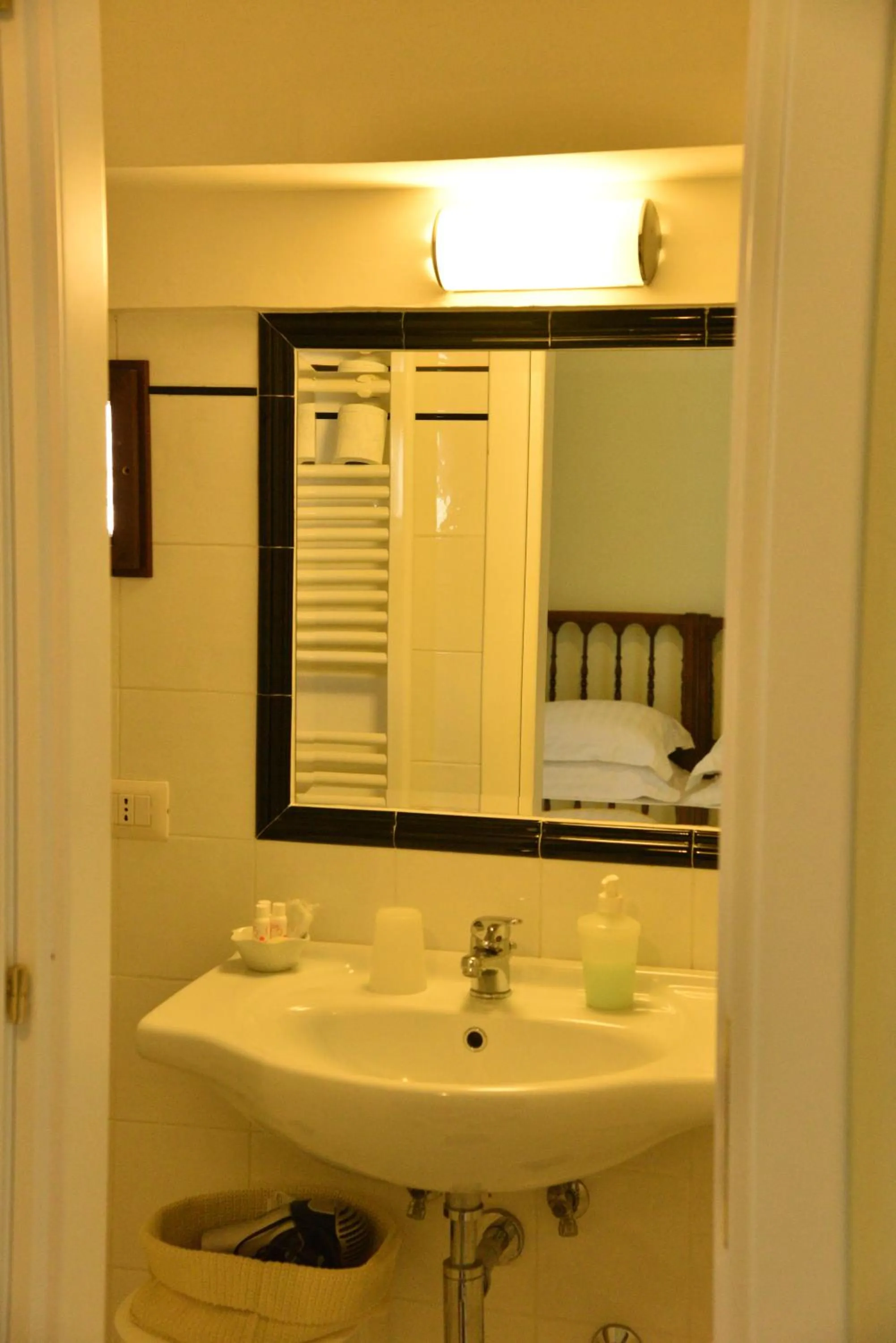 Shower in B&B Antica Corte