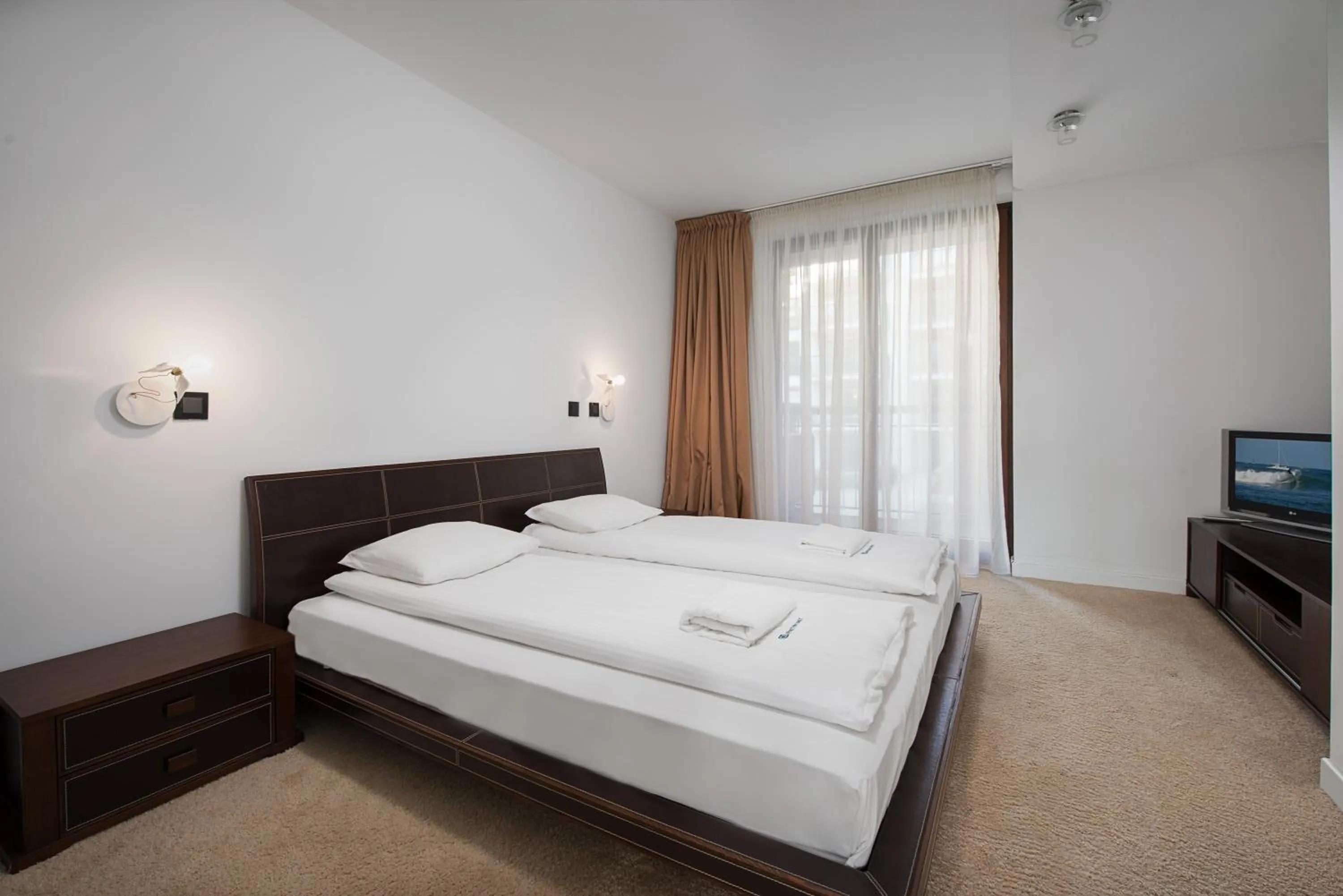 Bedroom, Bed in Apartamenty Apartinfo Szafarnia