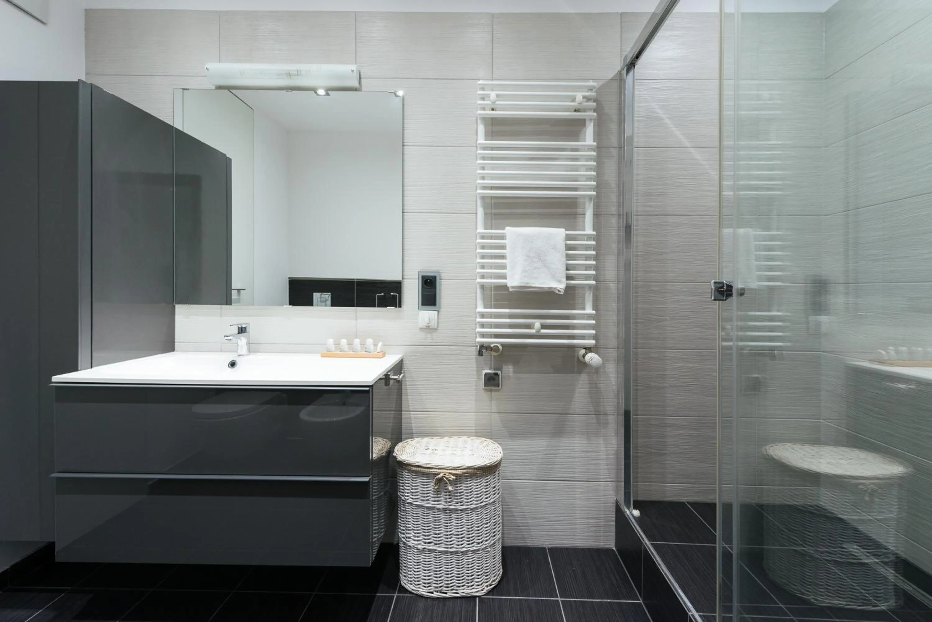 Bathroom in Apartamenty Apartinfo Szafarnia