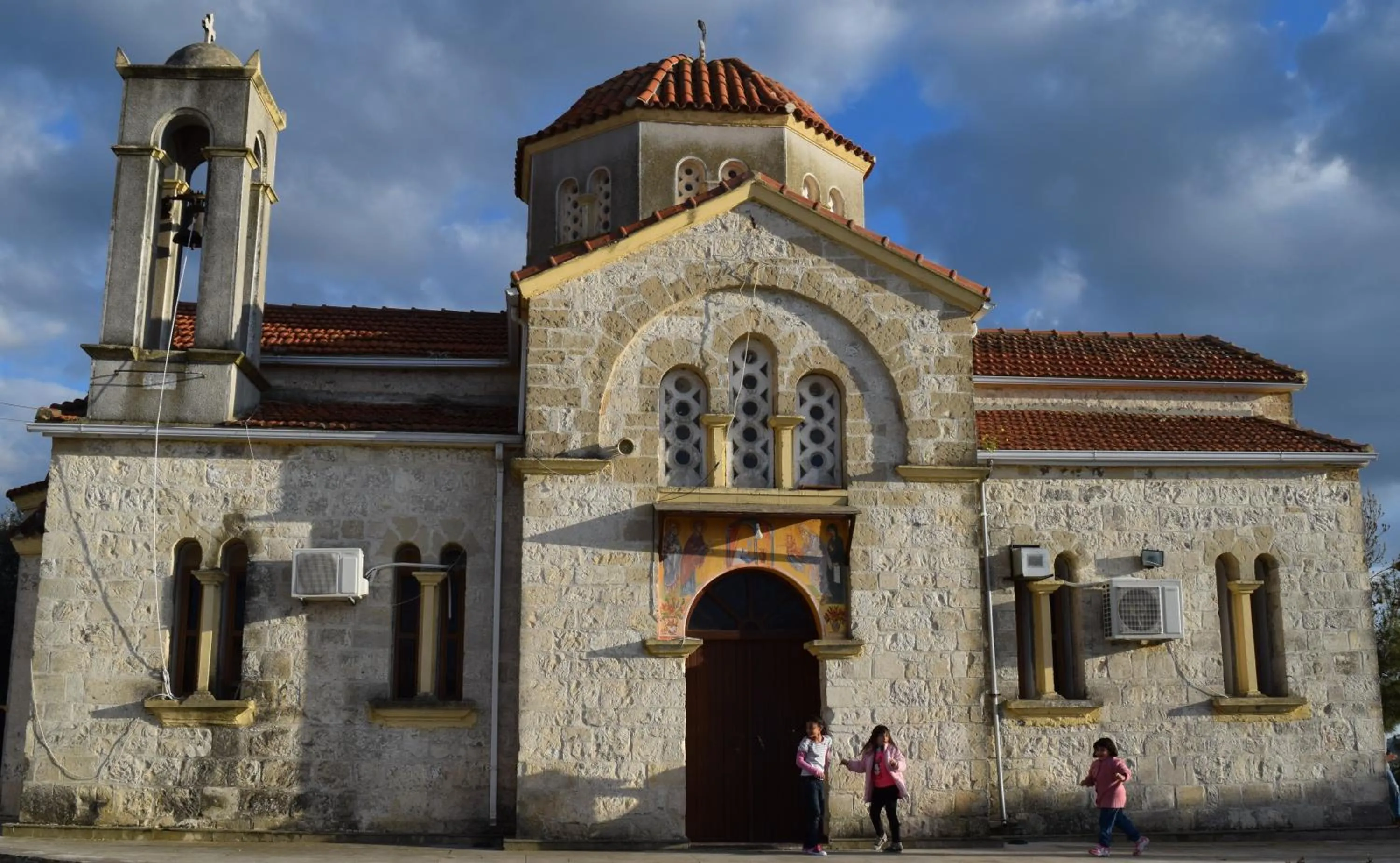 Nearby landmark in Lasa Heights Hotel