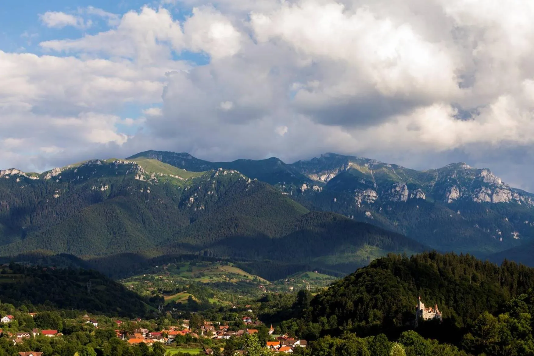 Garden view in Transylvanian Inn
