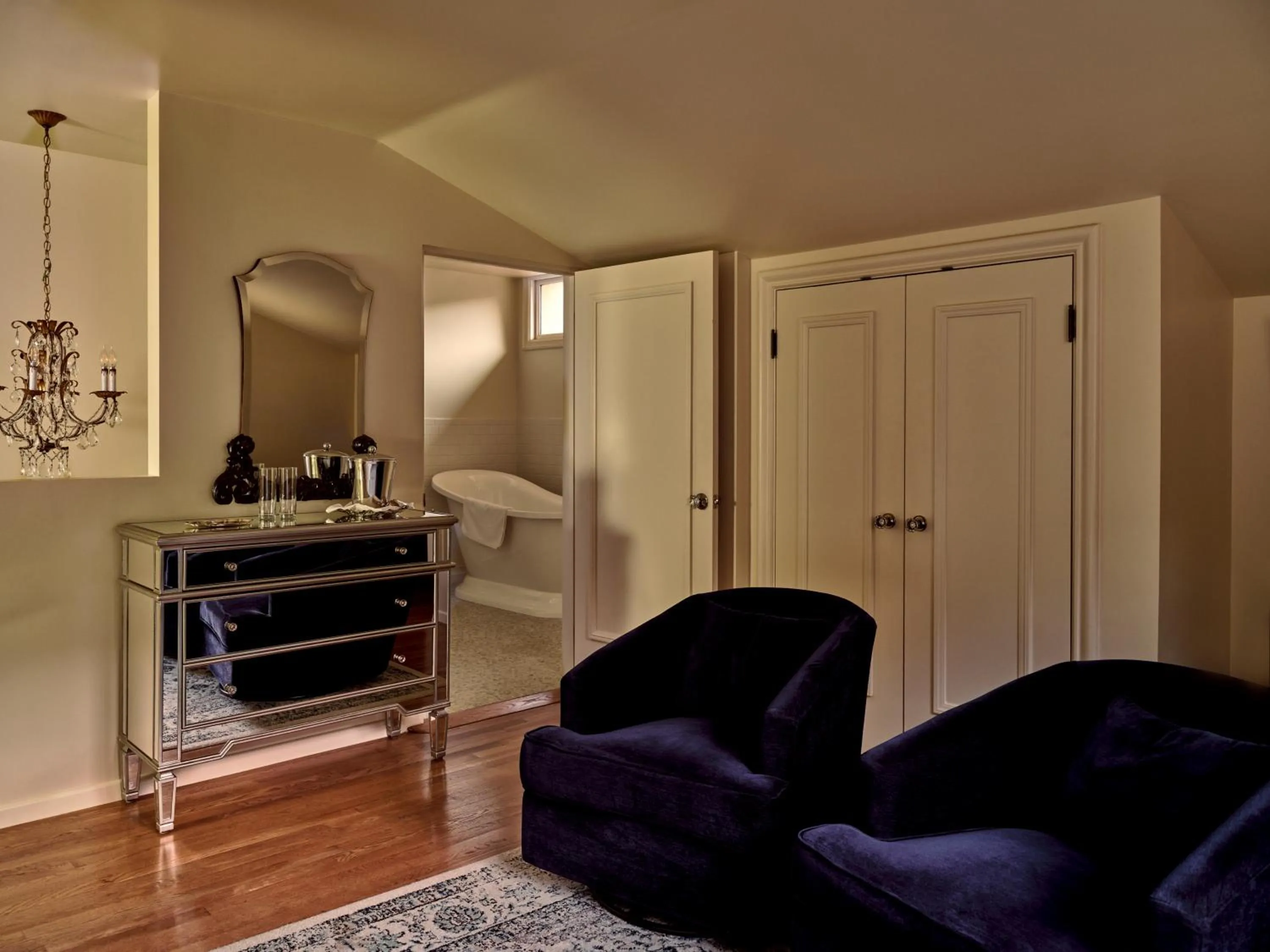 Seating area in The Willows Palm Springs