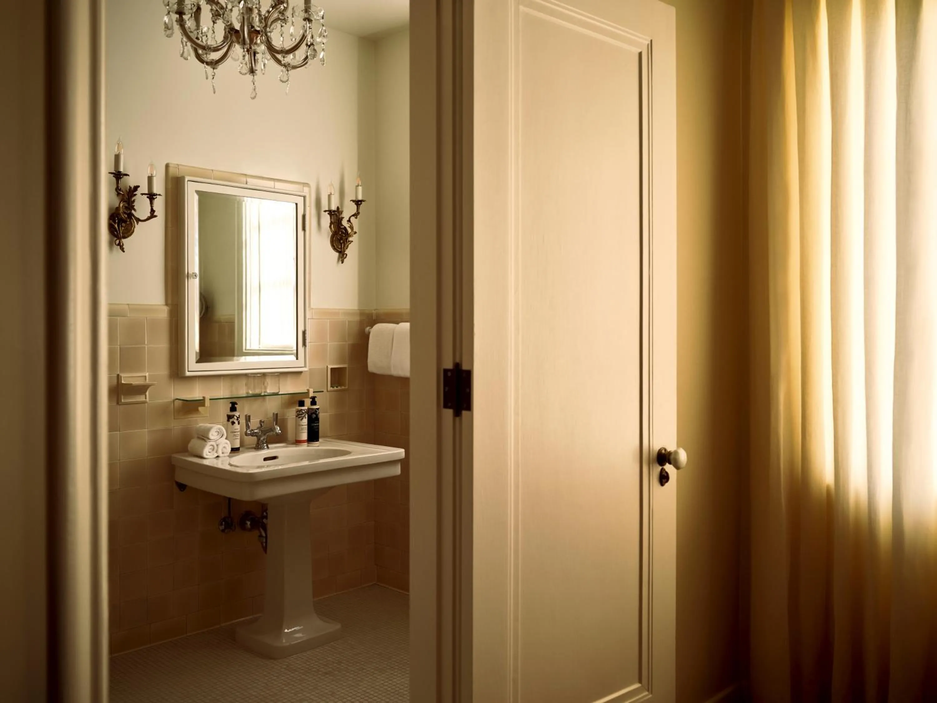 Bathroom in The Willows Palm Springs