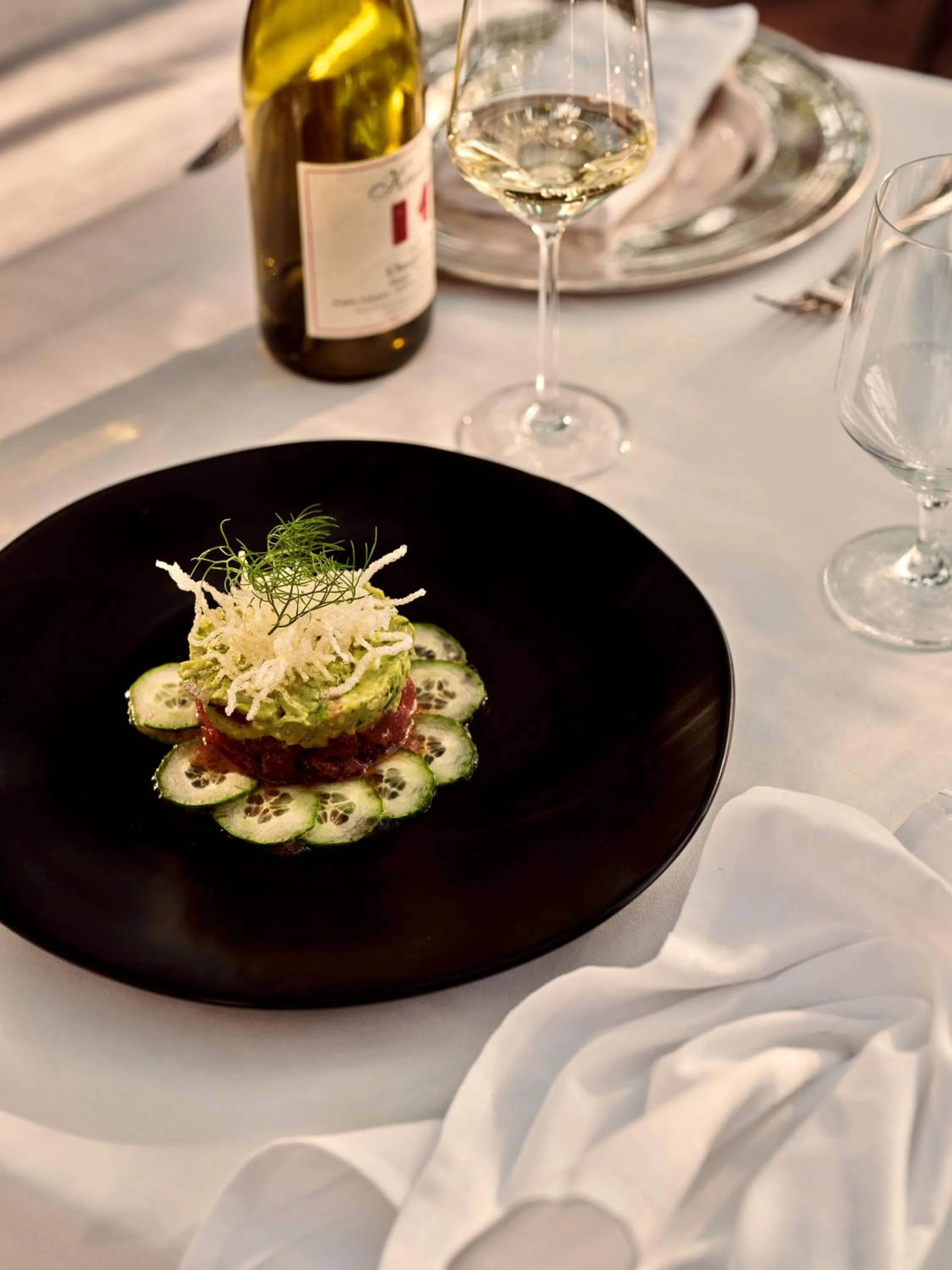 Food and drinks in The Willows Palm Springs