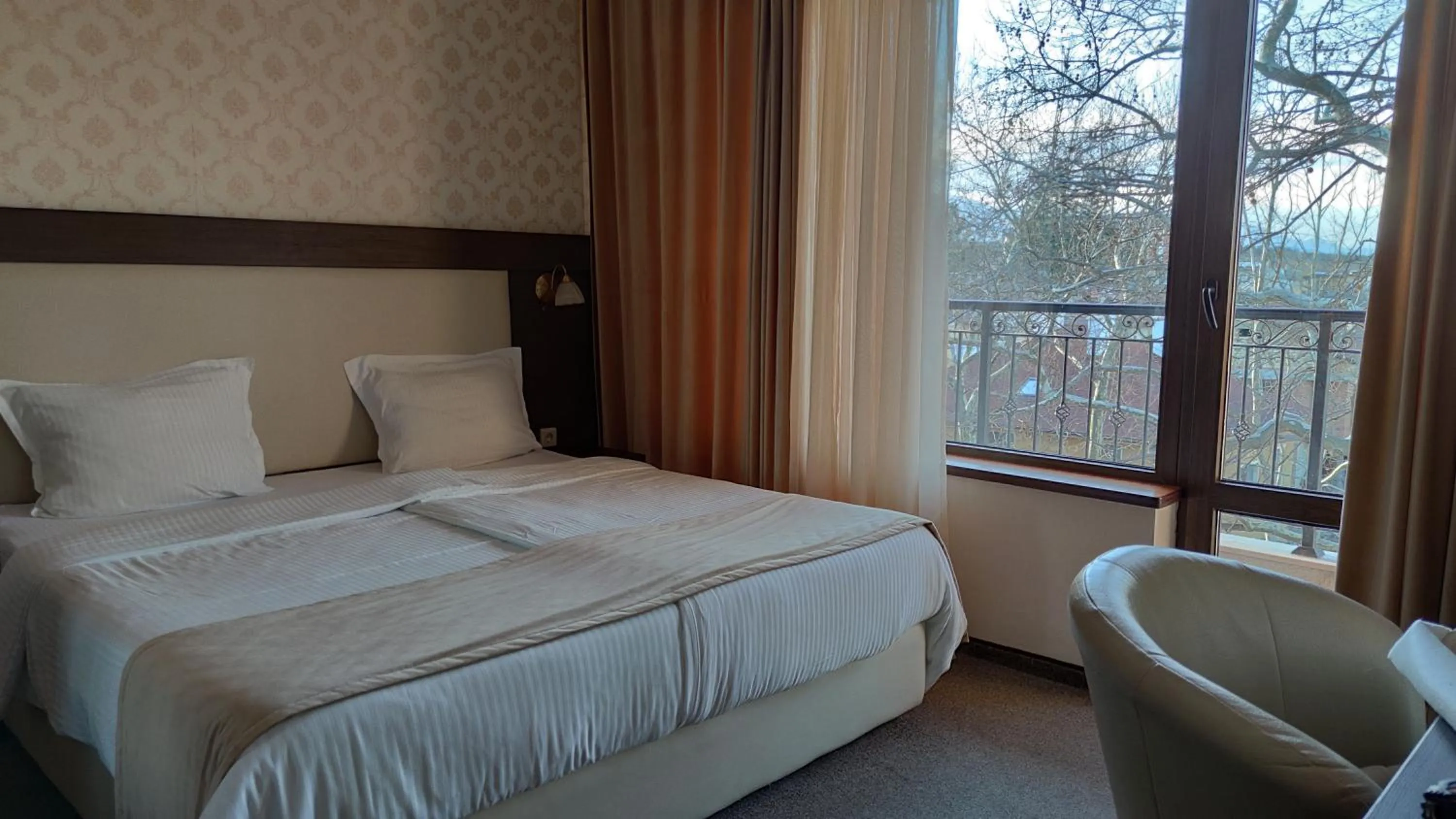 City view, Bed in SPA Hotel Medicus