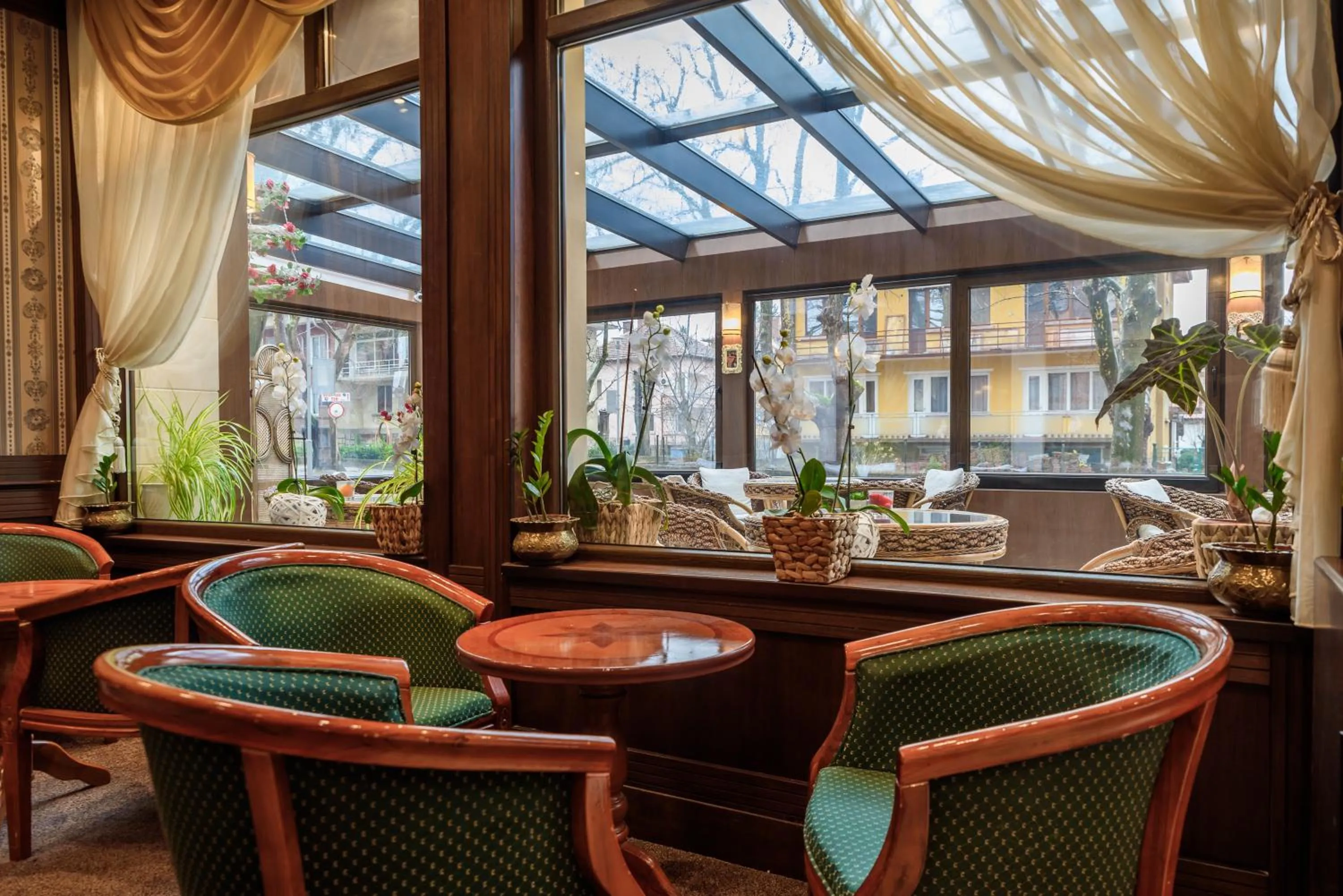 Lounge or bar in SPA Hotel Medicus