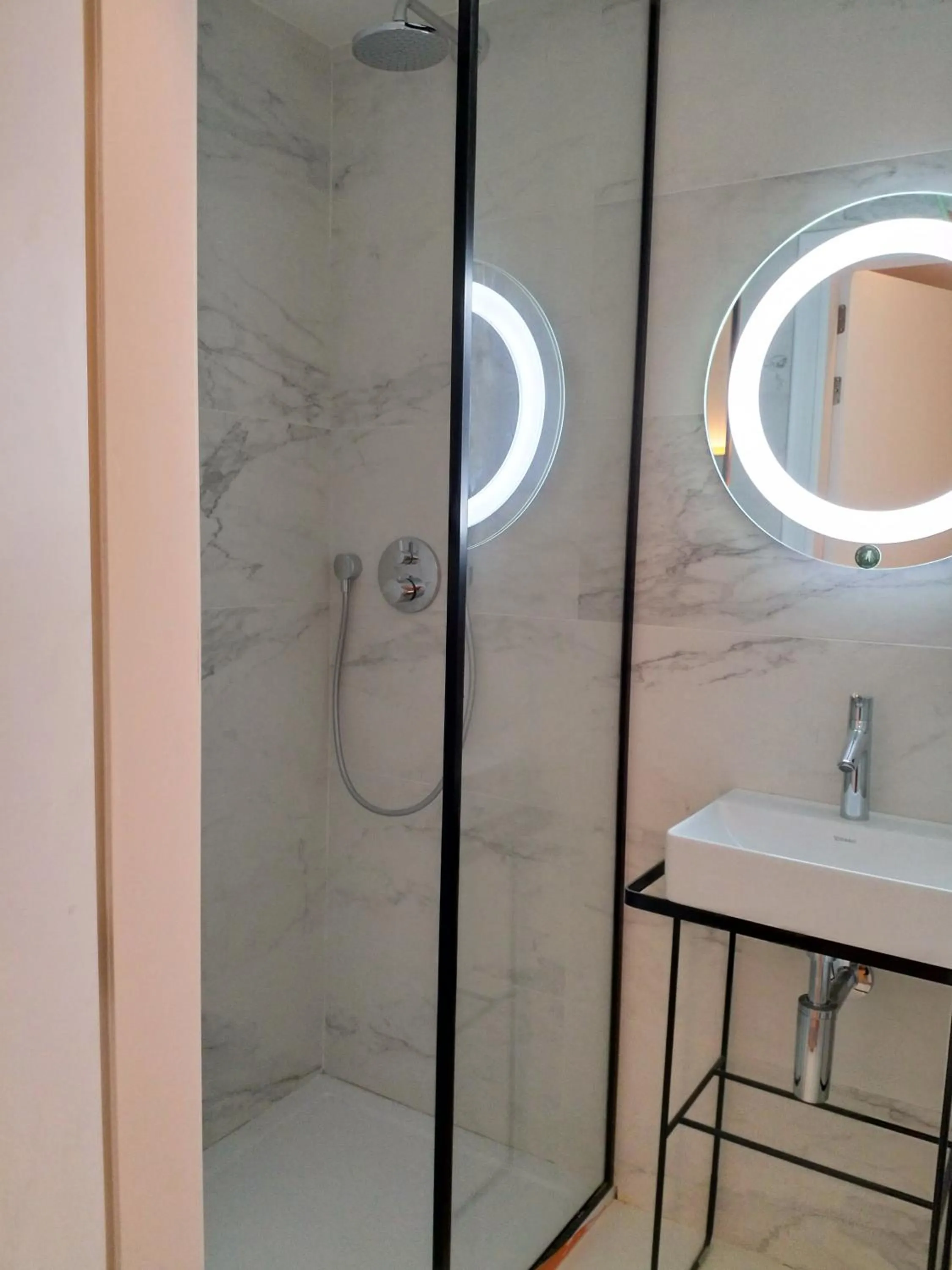 Bathroom in Hotel Kronacker