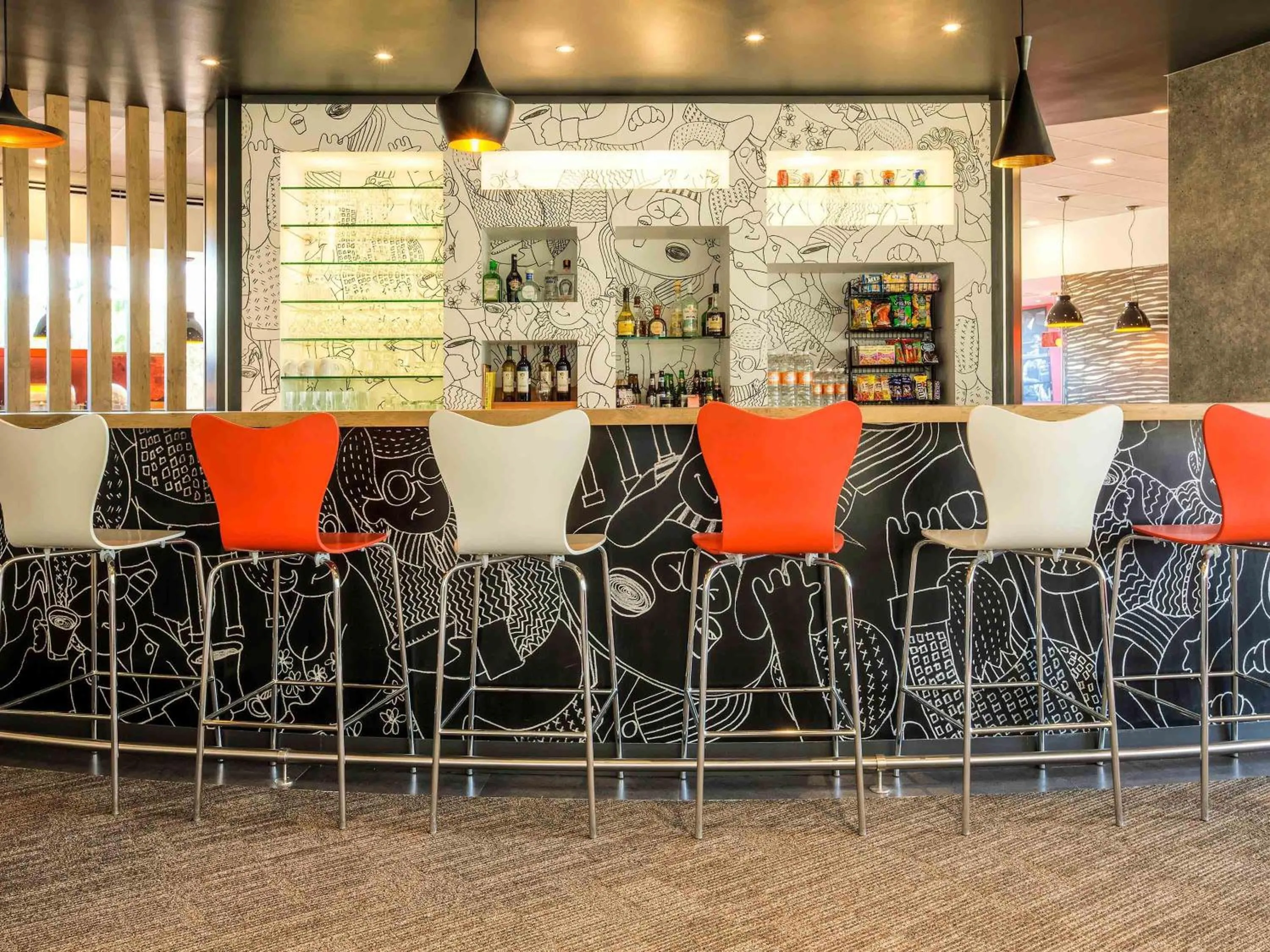 Lounge or bar in Ibis Mexico Perinorte