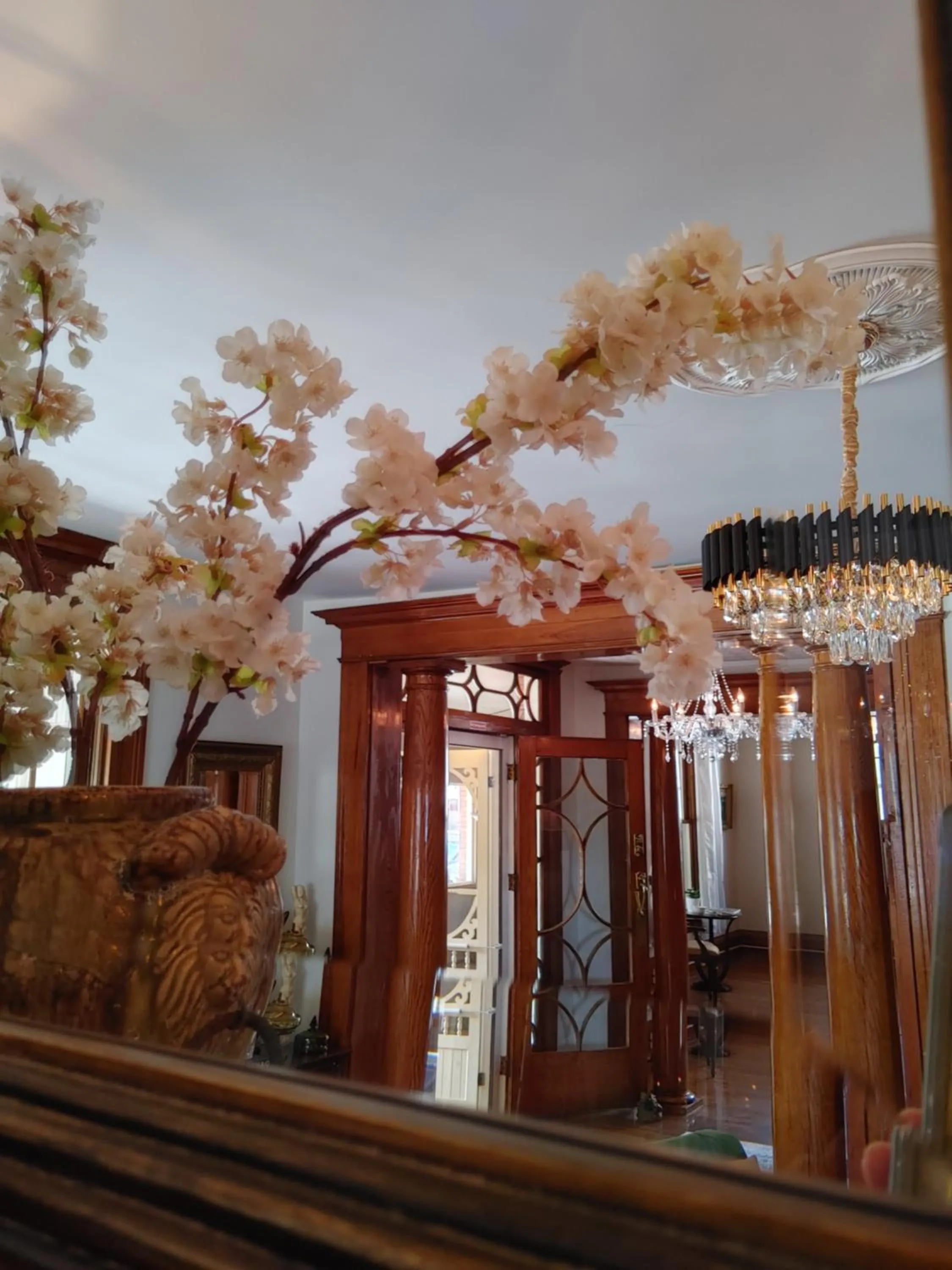 Facade/entrance in Stonewater Manor B&B