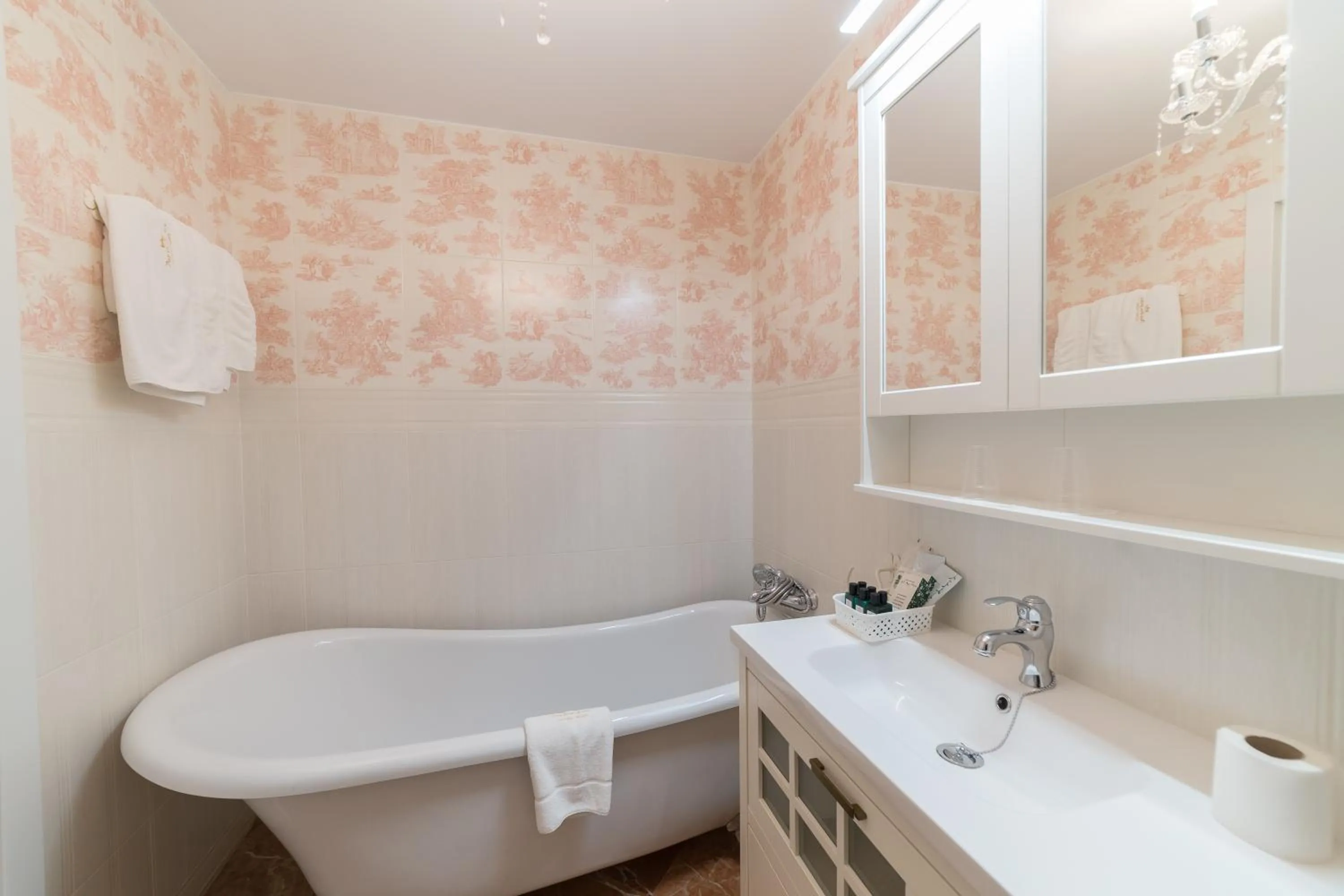 Bathroom in Rey Don Pedro Luxury Home
