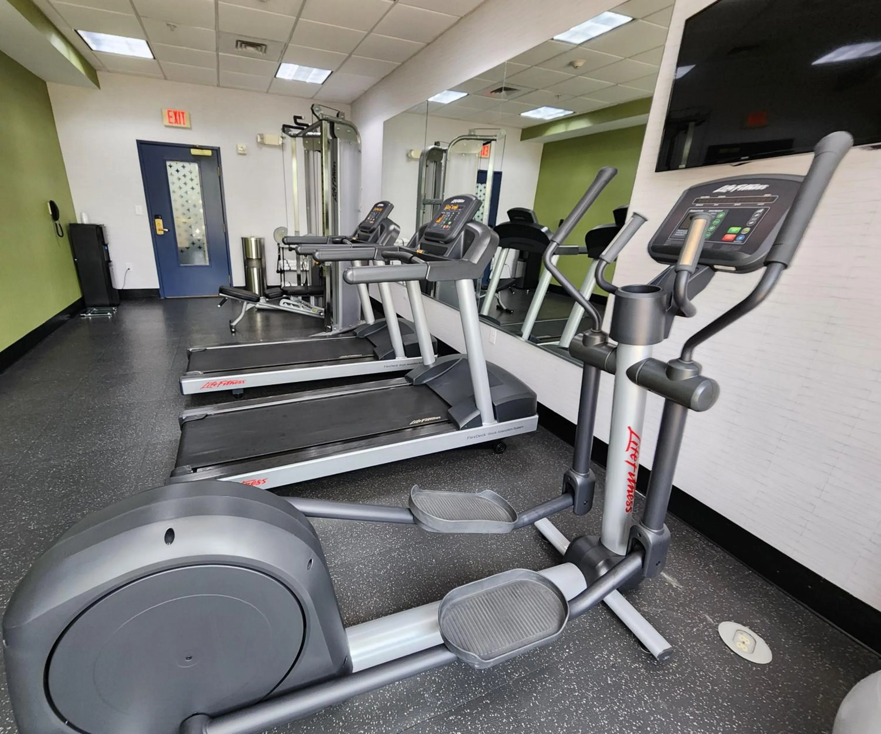 Spark by Hilton California Lexington Park