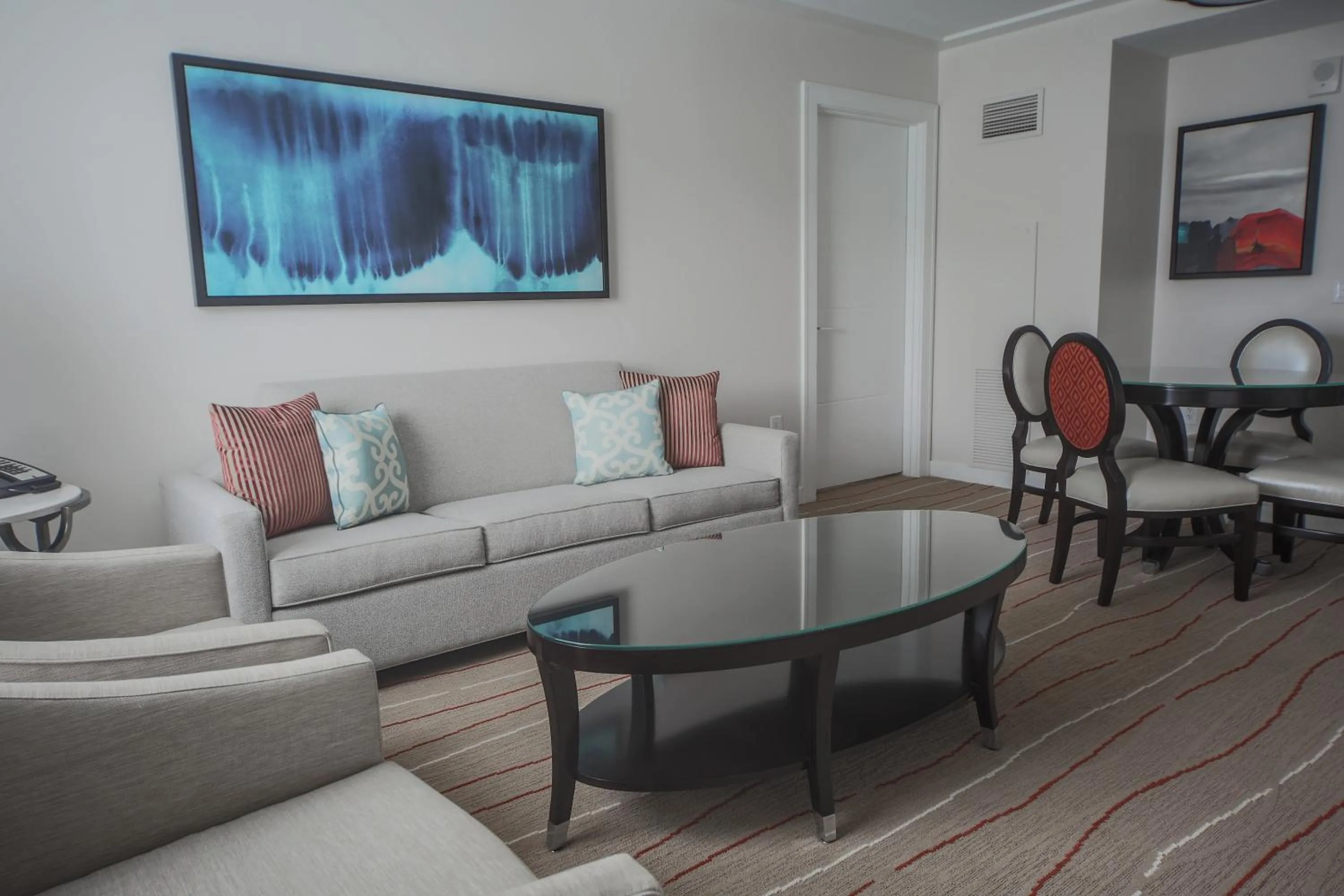 Living room in Wind Creek Bethlehem Casino & Resort