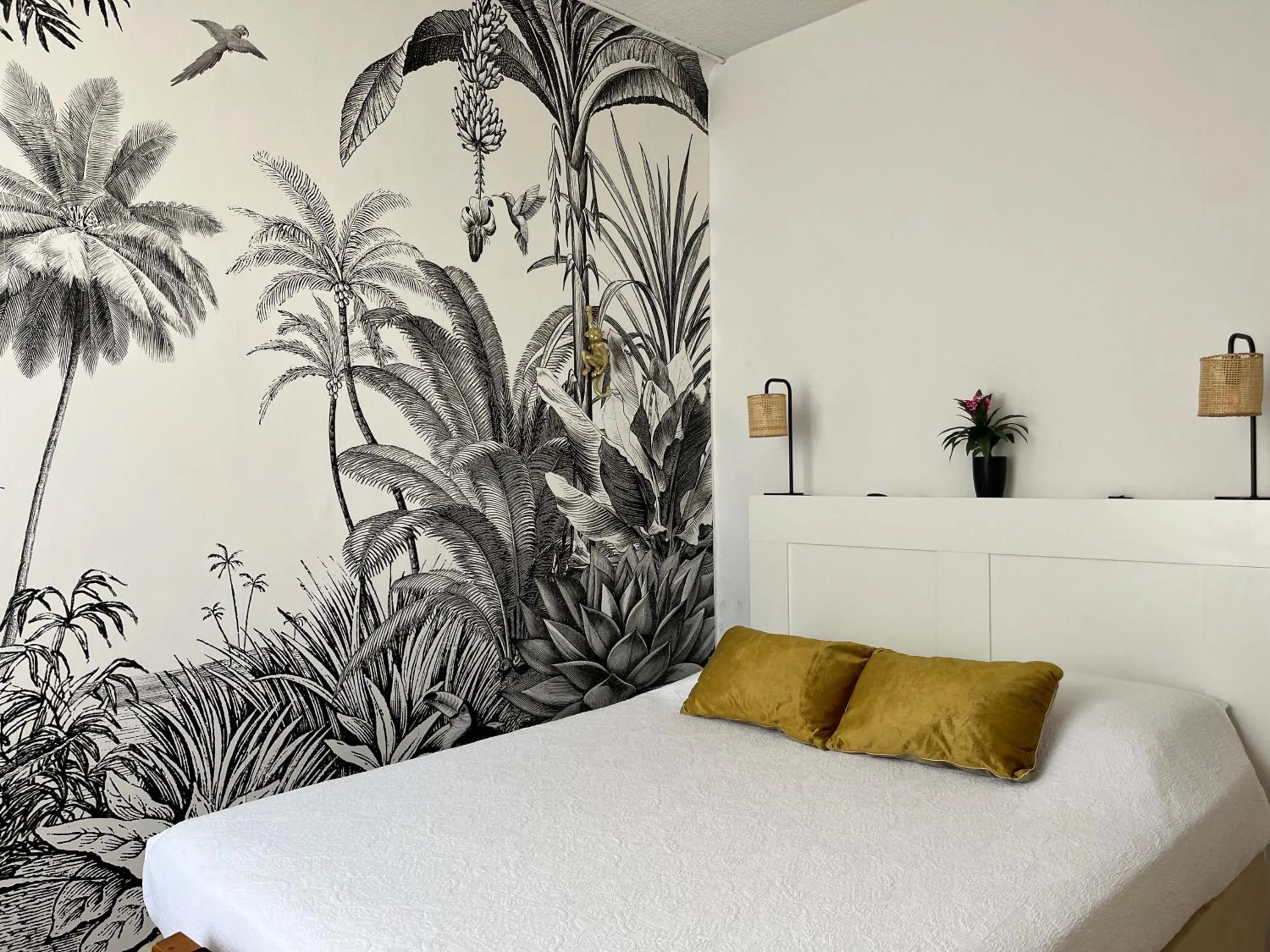 Bed in Hotel Le Flore