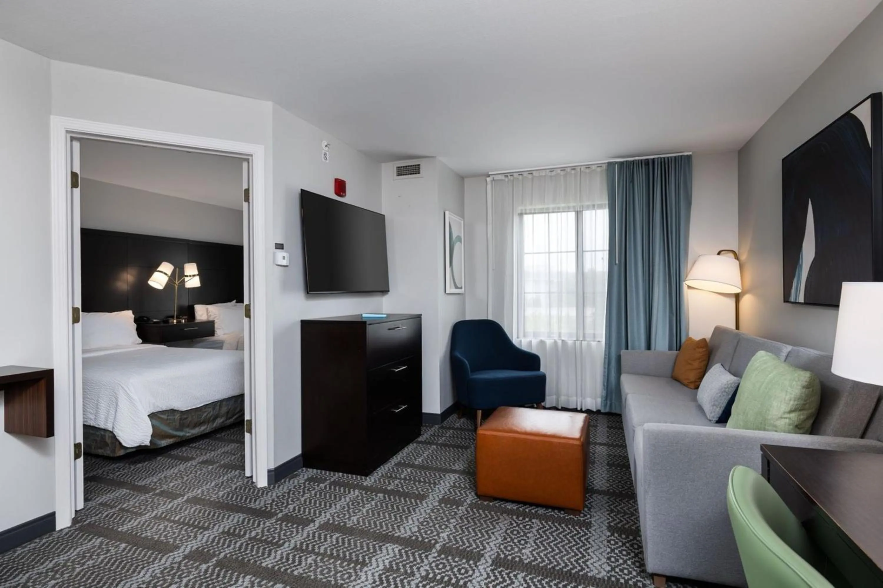 Photo of the whole room, Bed in Staybridge Suites Madison - East by IHG