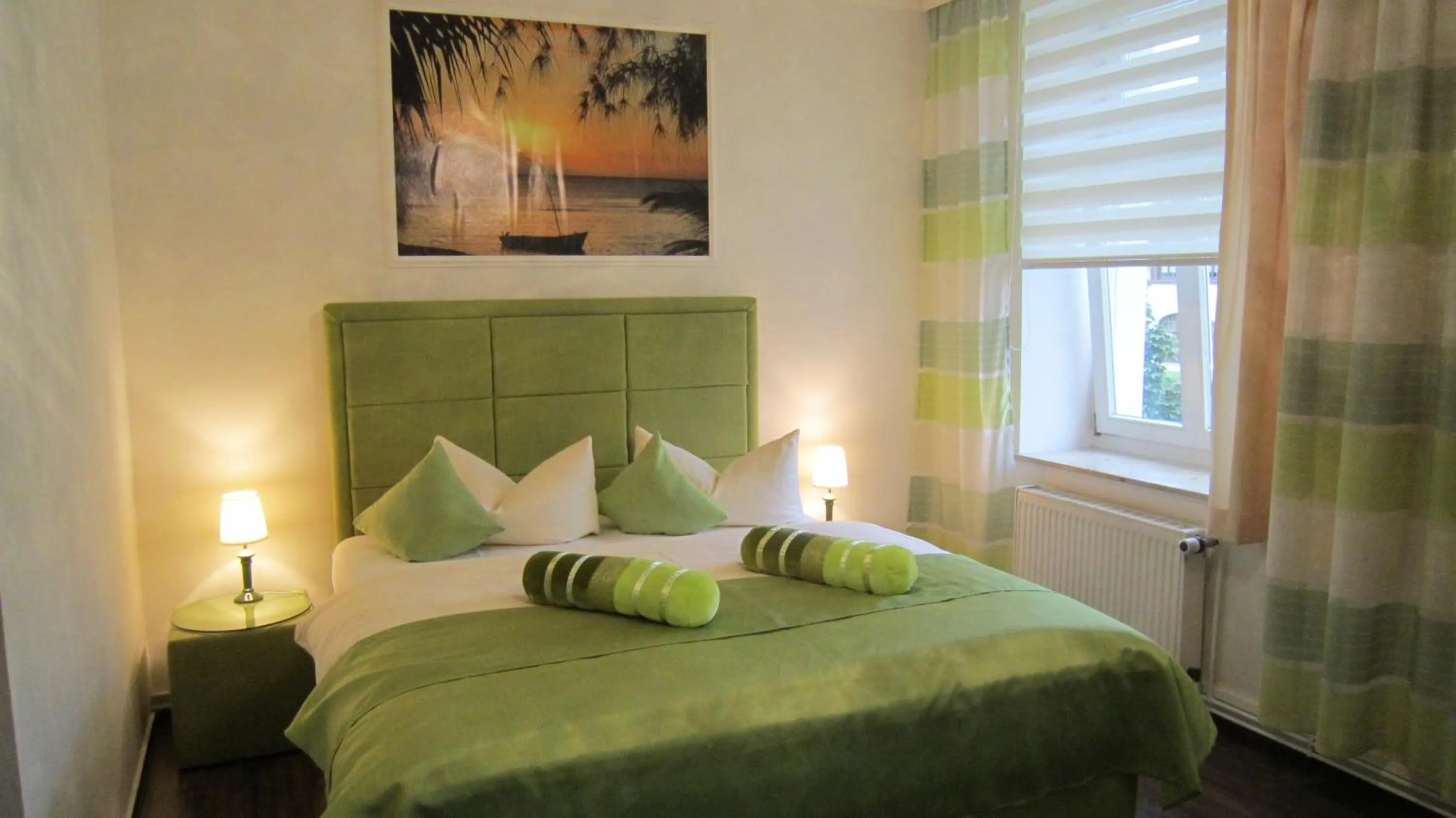 Photo of the whole room, Bed in Ahorn Hotel