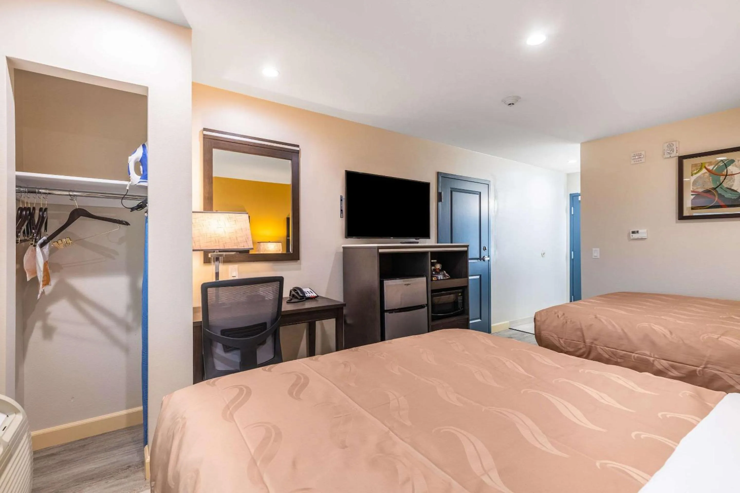 Bedroom, Bed in Quality Inn Banning I-10