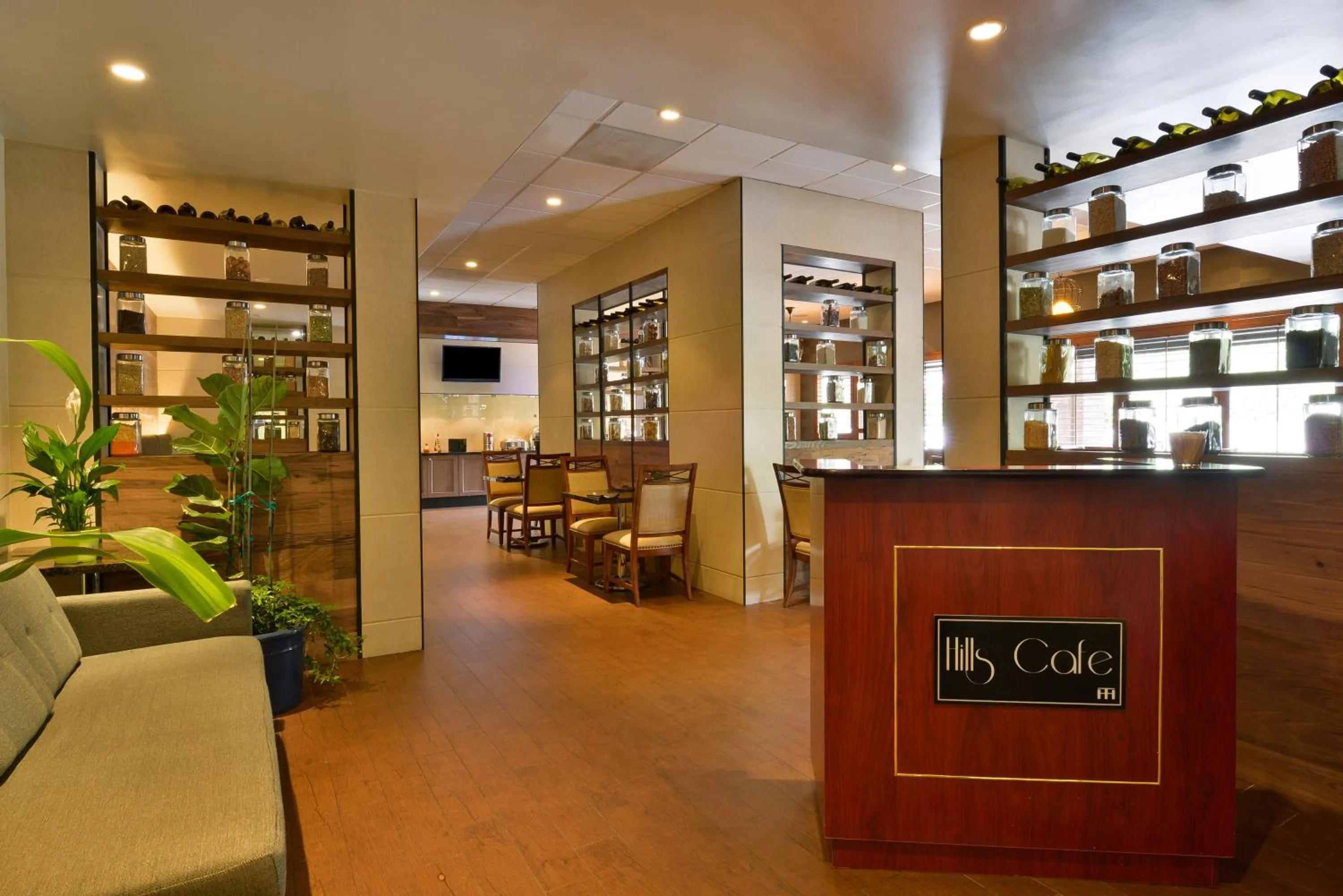 Restaurant/places to eat in voco Laguna Hills by IHG