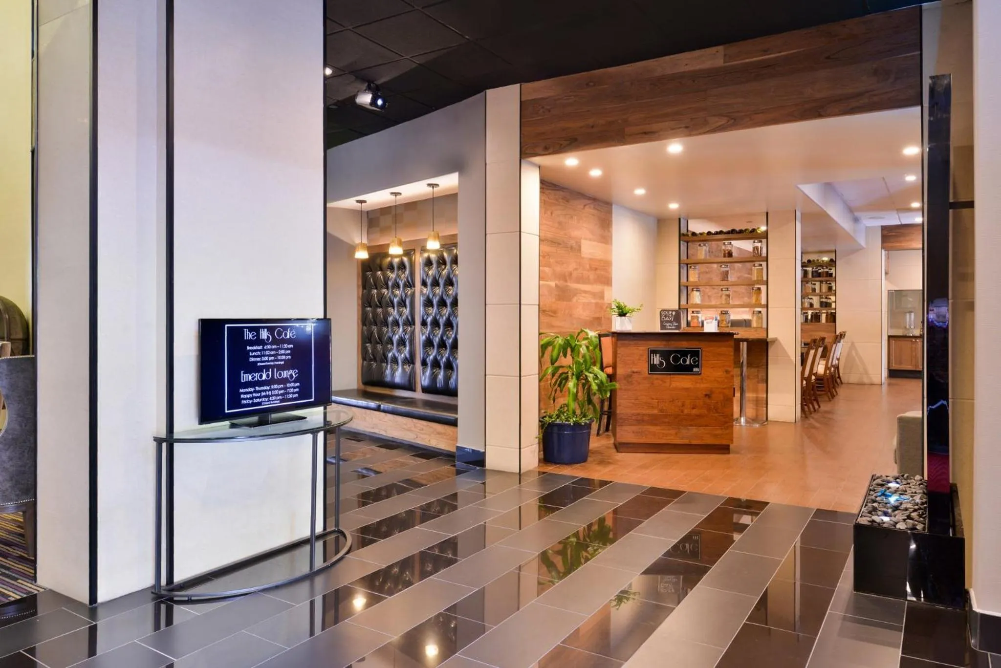 Restaurant/places to eat in voco Laguna Hills by IHG