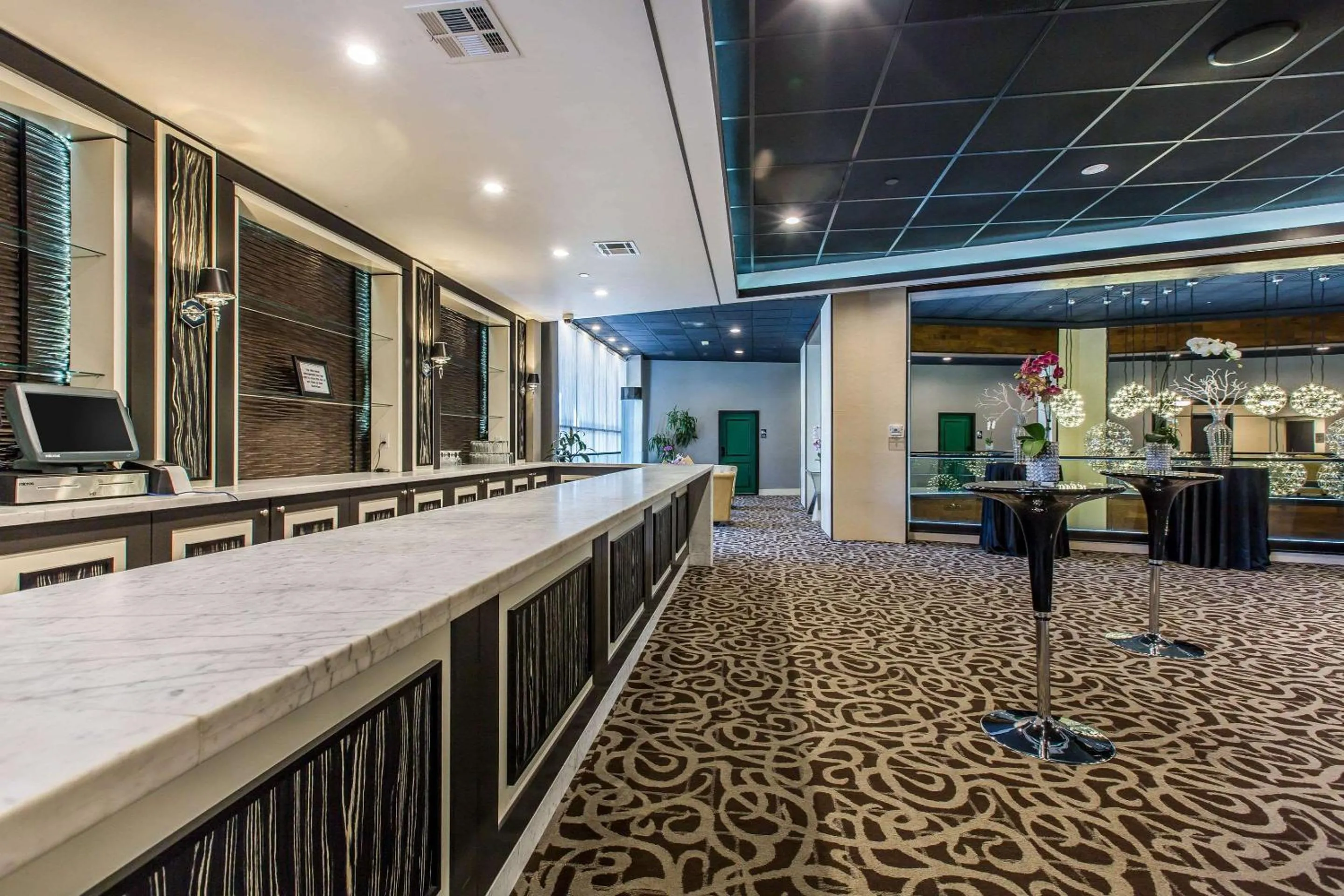 Lobby or reception in voco Laguna Hills by IHG