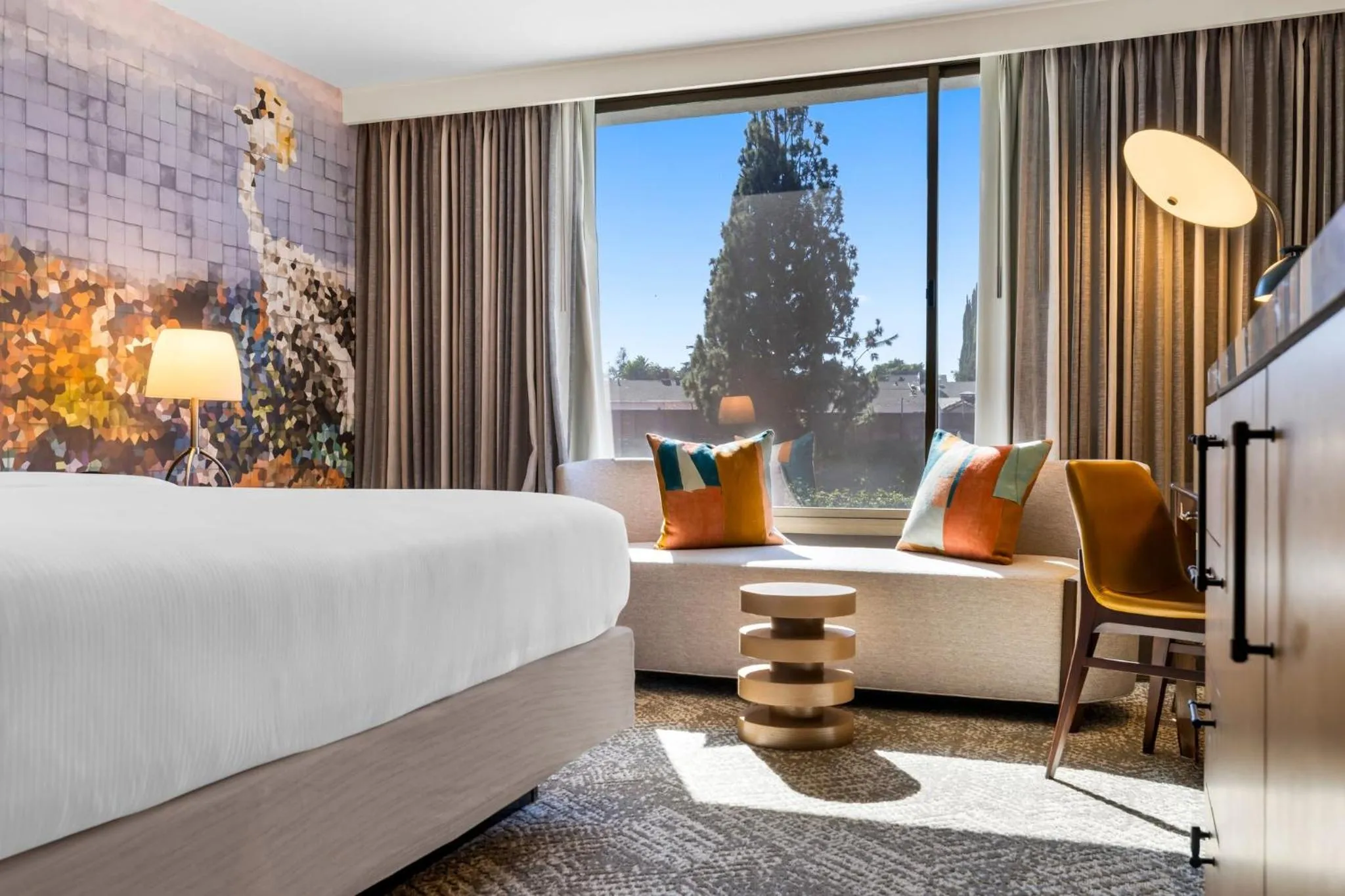 Photo of the whole room, Bed in voco Laguna Hills by IHG