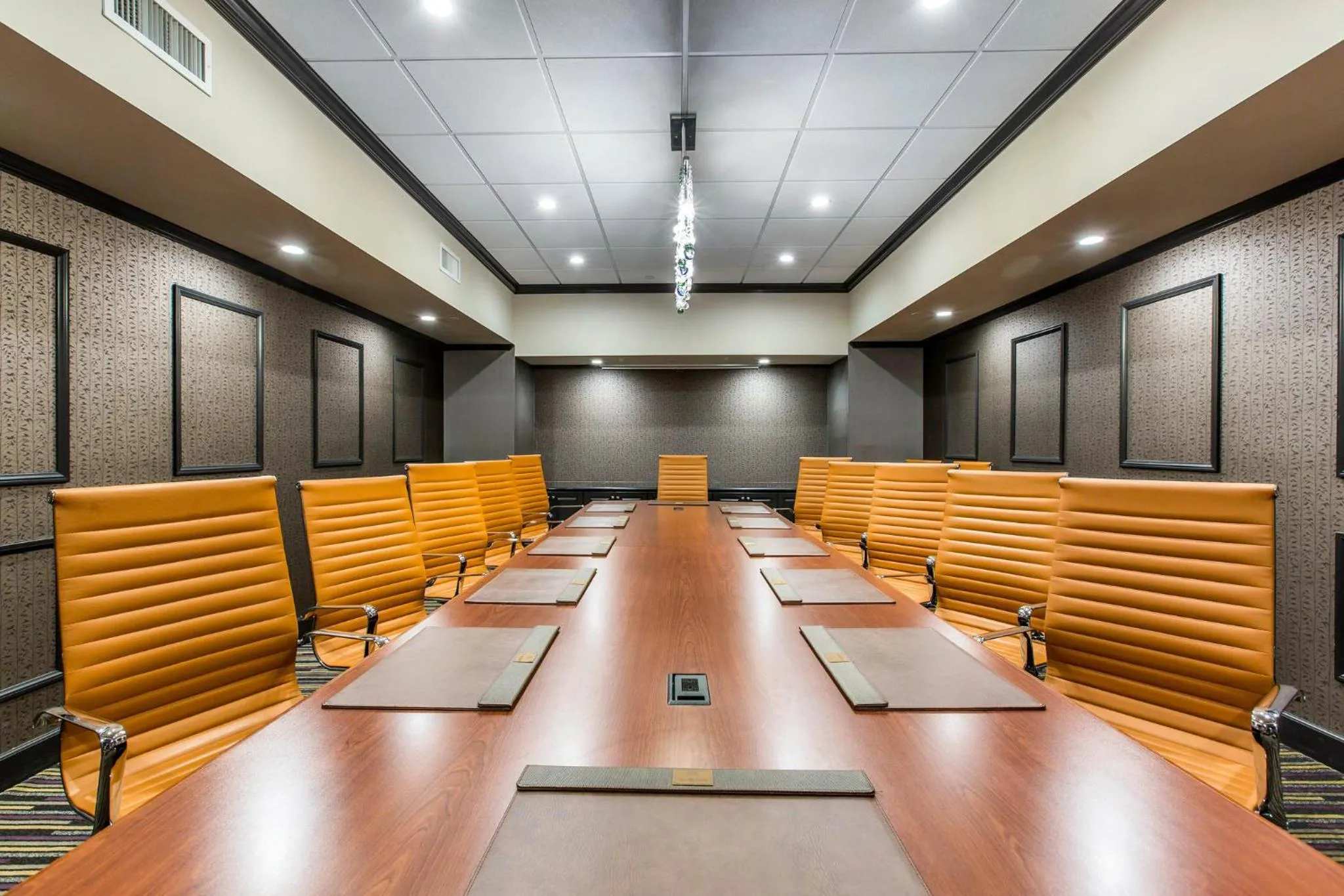 Meeting/conference room in voco Laguna Hills by IHG