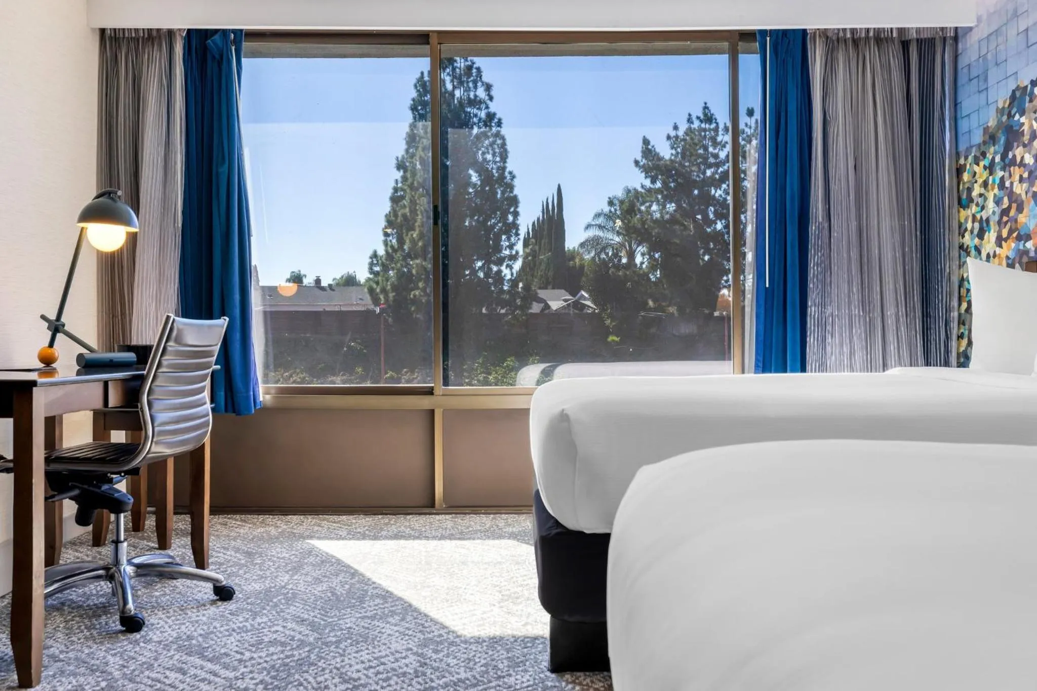 Photo of the whole room, Bed in The Hills Hotel, an IHG Hotel