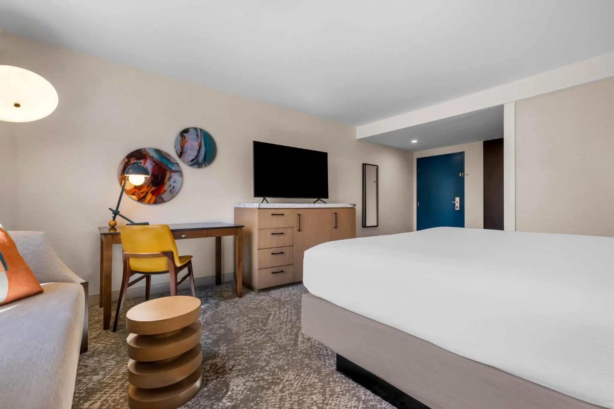 Photo of the whole room, Bed in voco Laguna Hills by IHG