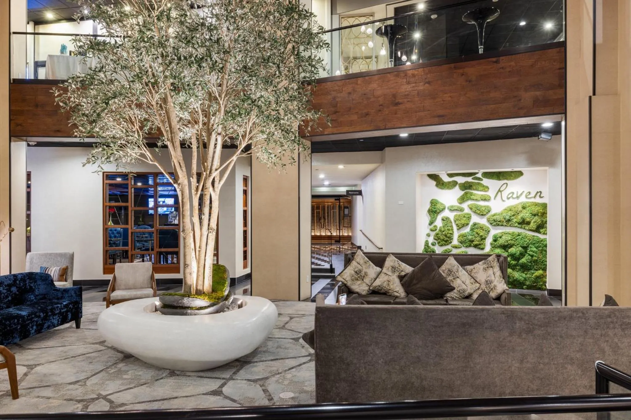 Property building in voco Laguna Hills by IHG