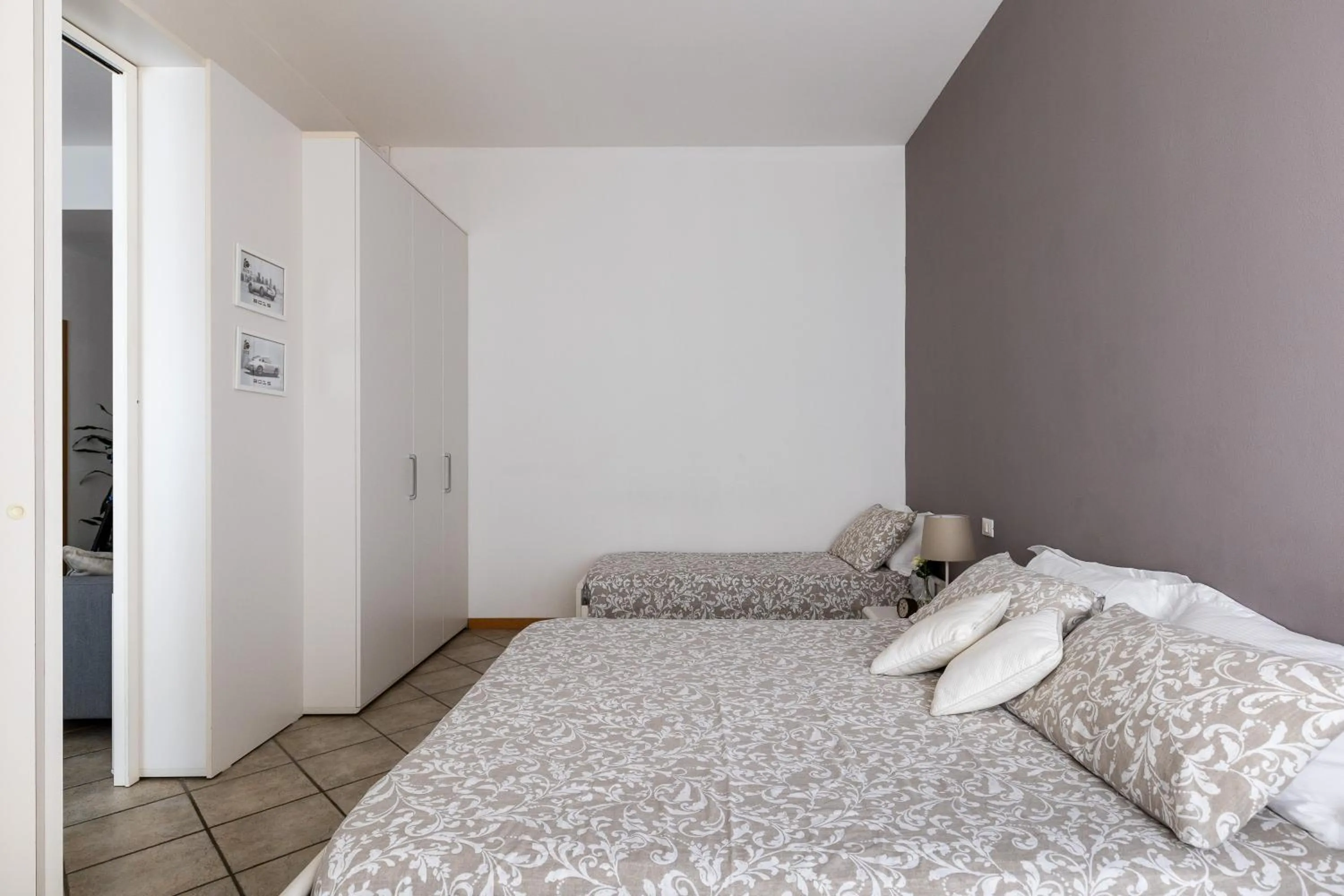 Bedroom, Bed in Portobello Apartments