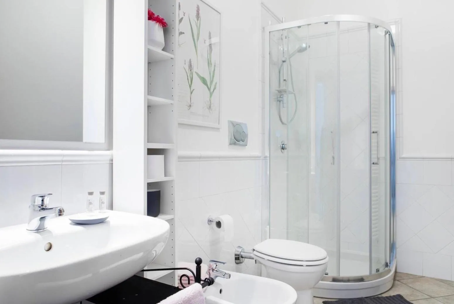 Bathroom in Portobello Apartments