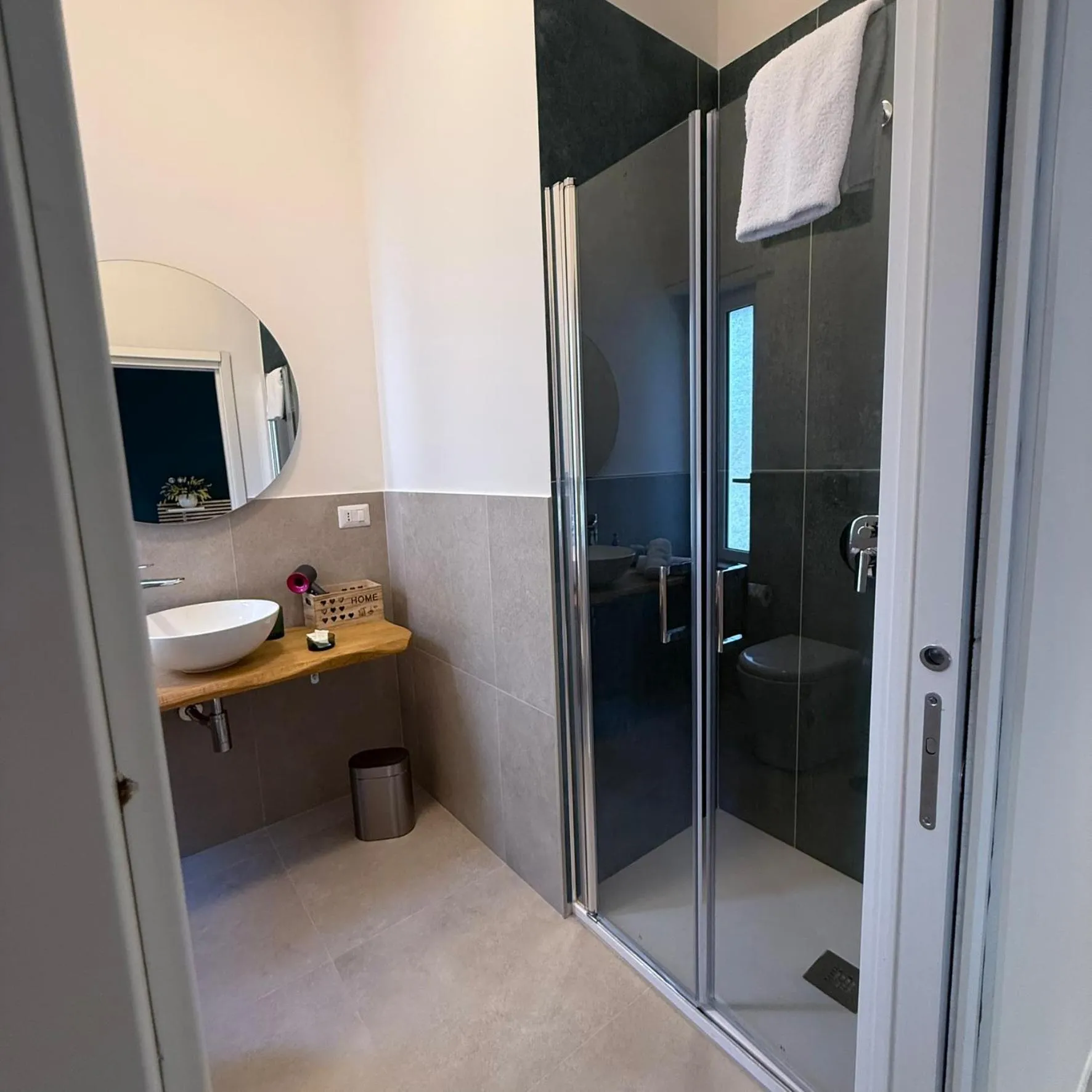 Shower in B&B Miseno23