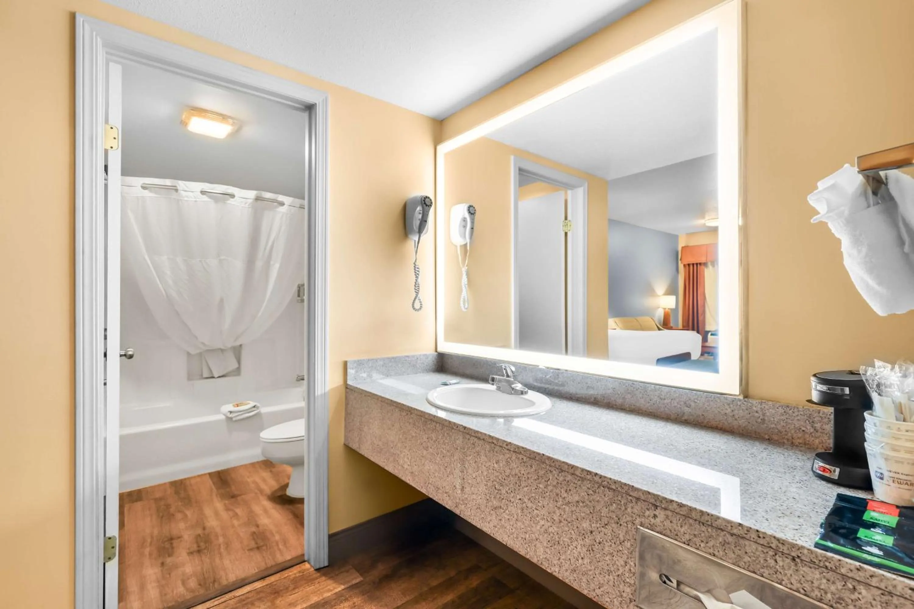 Bathroom in Sure Stay Plus by Best Western Twentynine Palms Joshua Tree