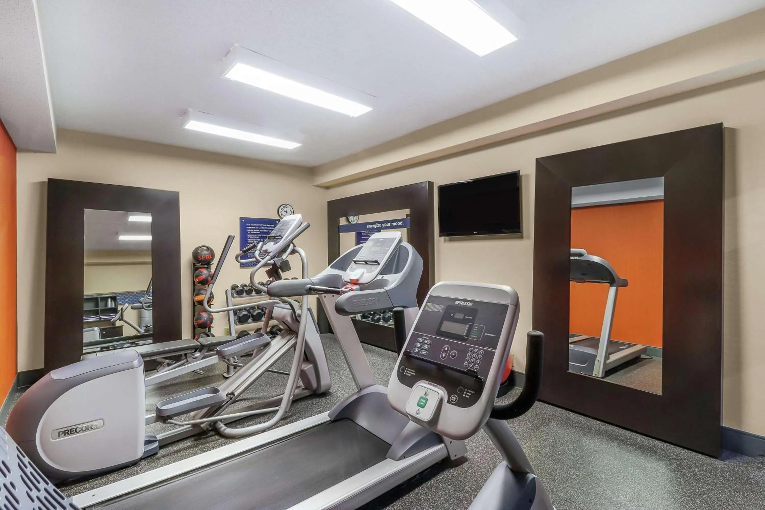 Fitness centre/facilities in Hampton Inn Heath