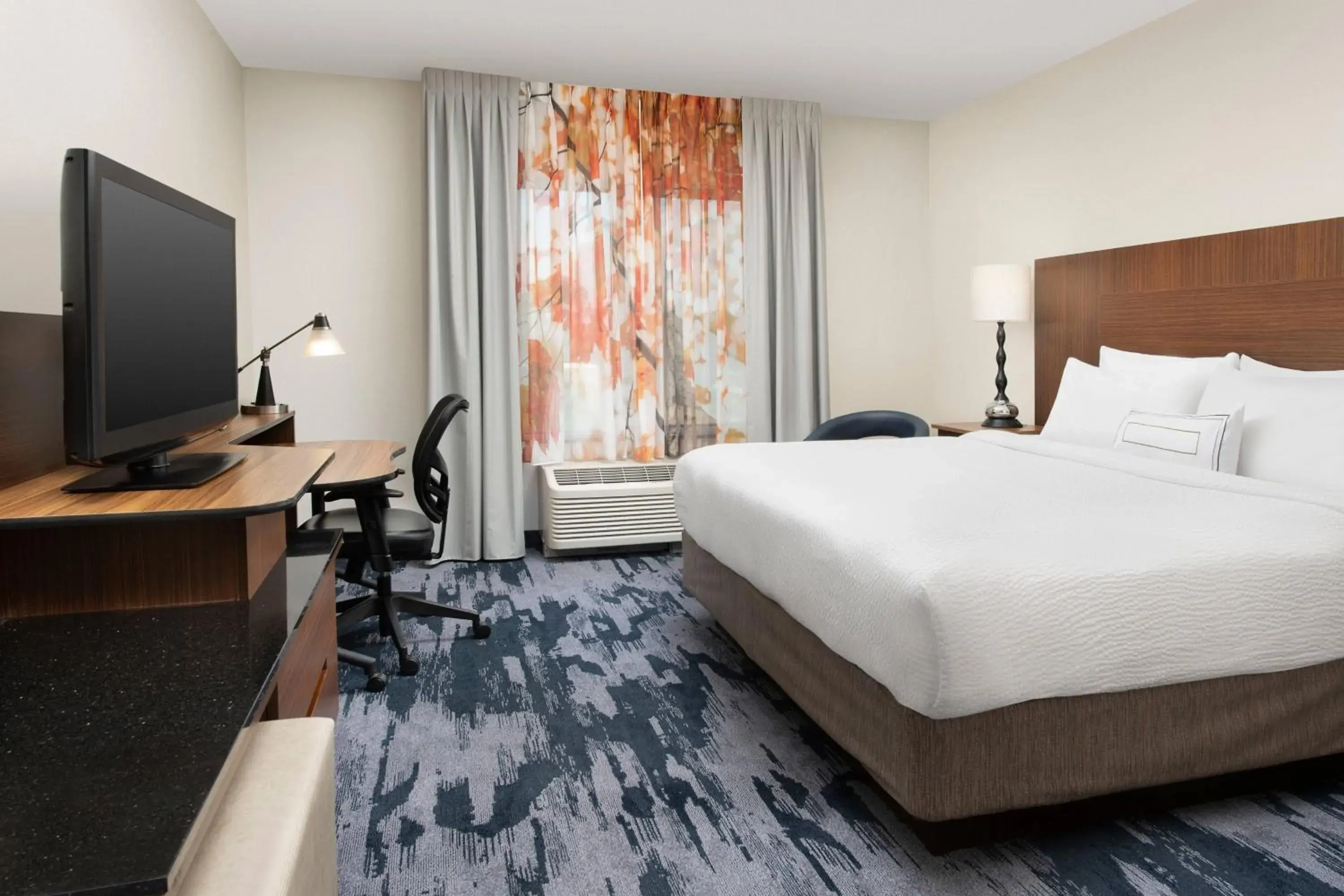 King Room - Hearing Accessible in Fairfield Inn & Suites Baltimore BWI Airport King Room - Hearing Accessible in Fairfield Inn & Suites Baltimore BWI Airport