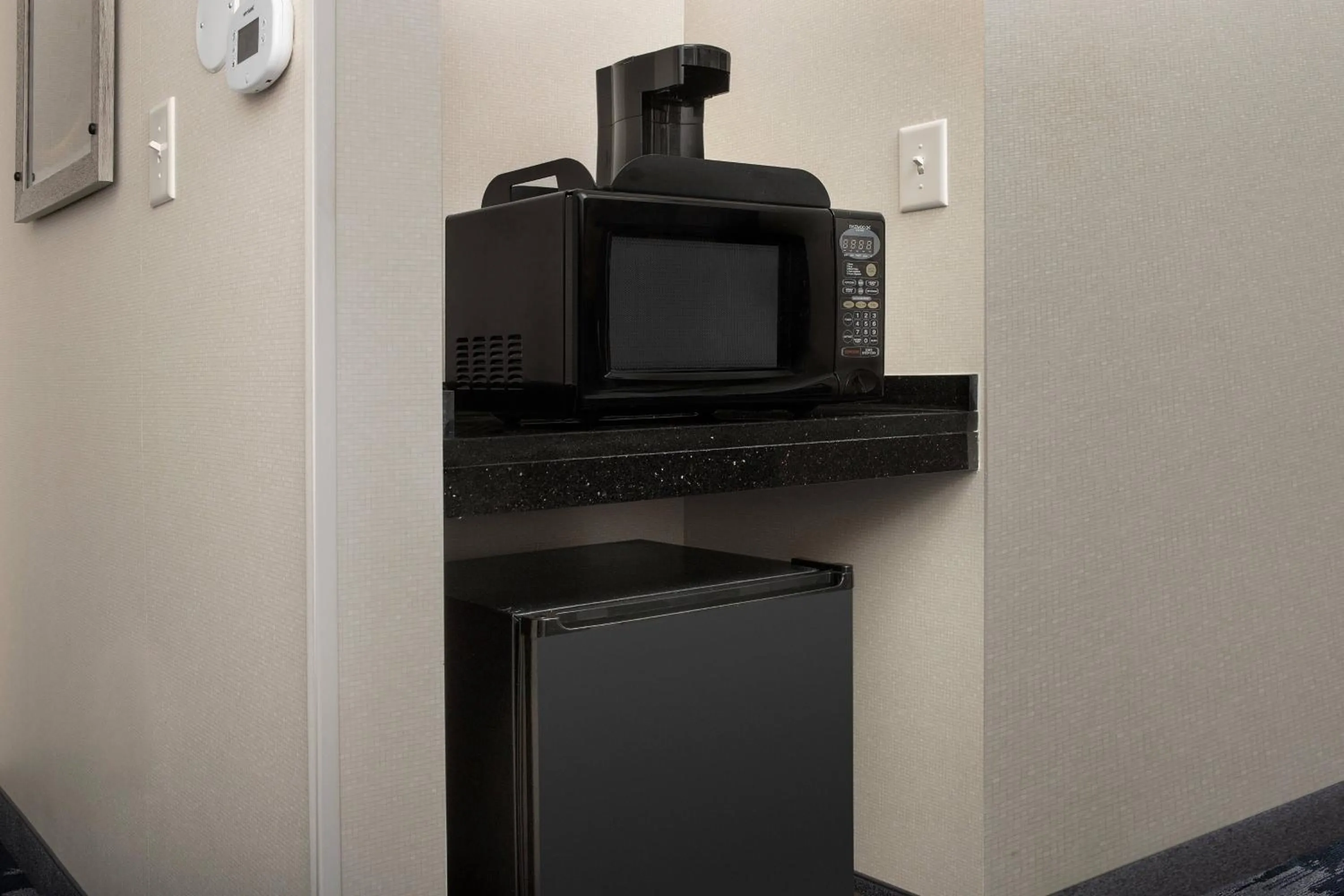 Photo of the whole room in Fairfield Inn & Suites Baltimore BWI Airport