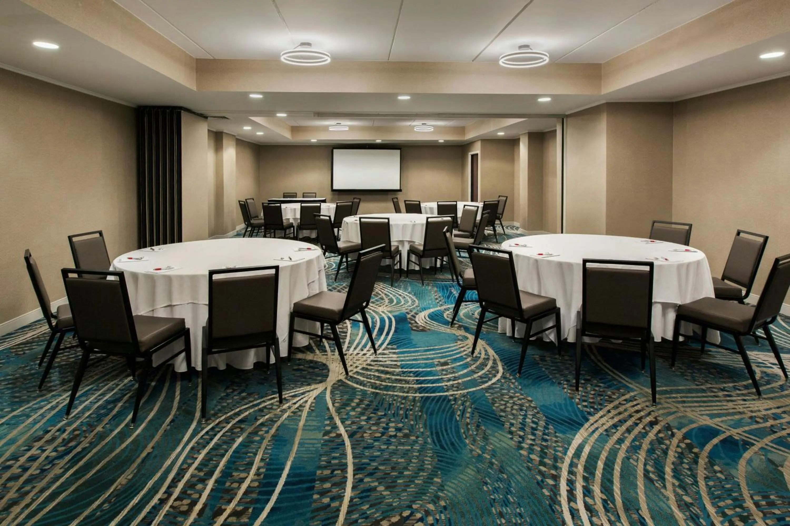 Meeting/conference room in Buffalo Marriott Niagara
