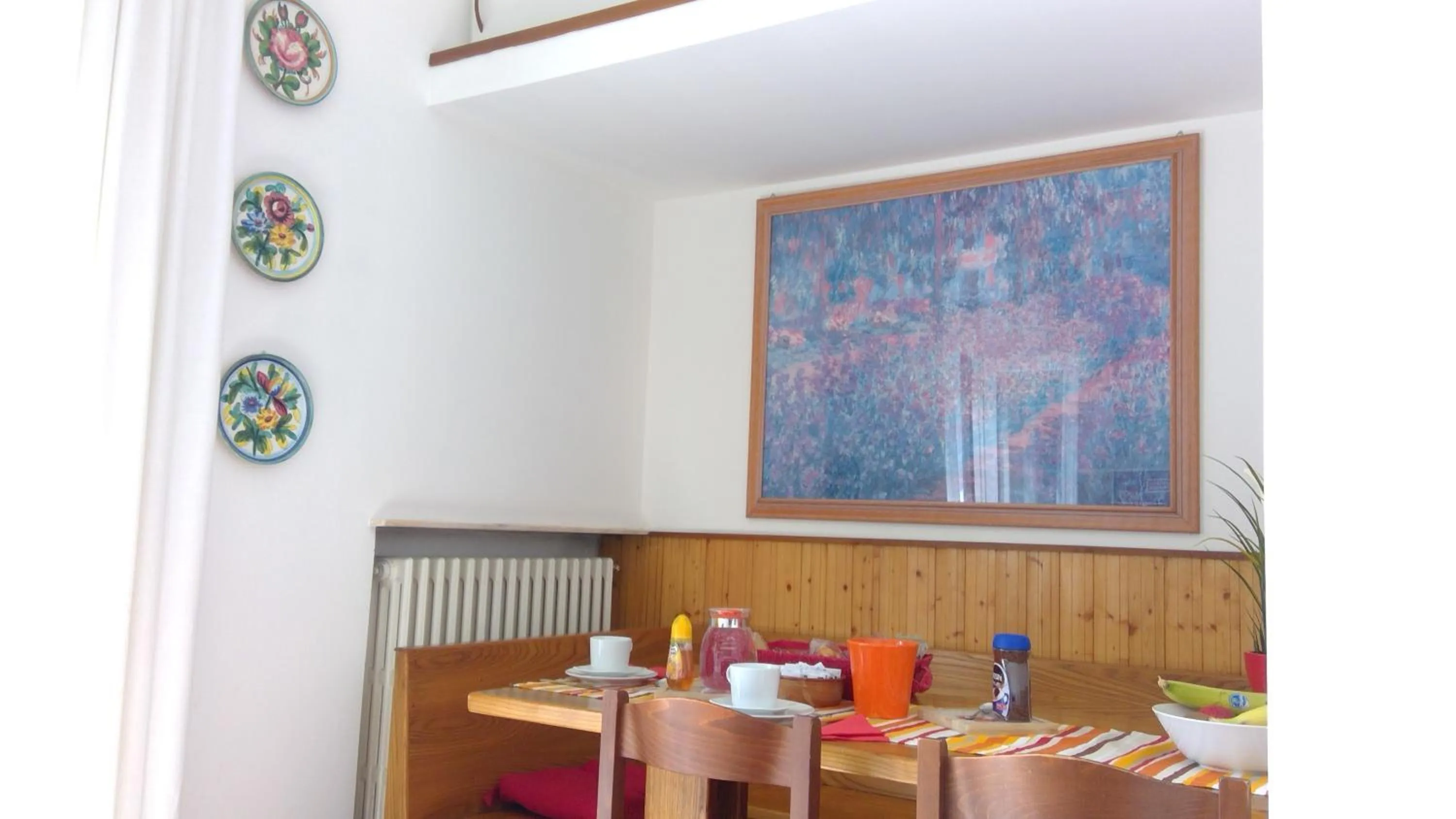 Food and drinks in B&B Magenta