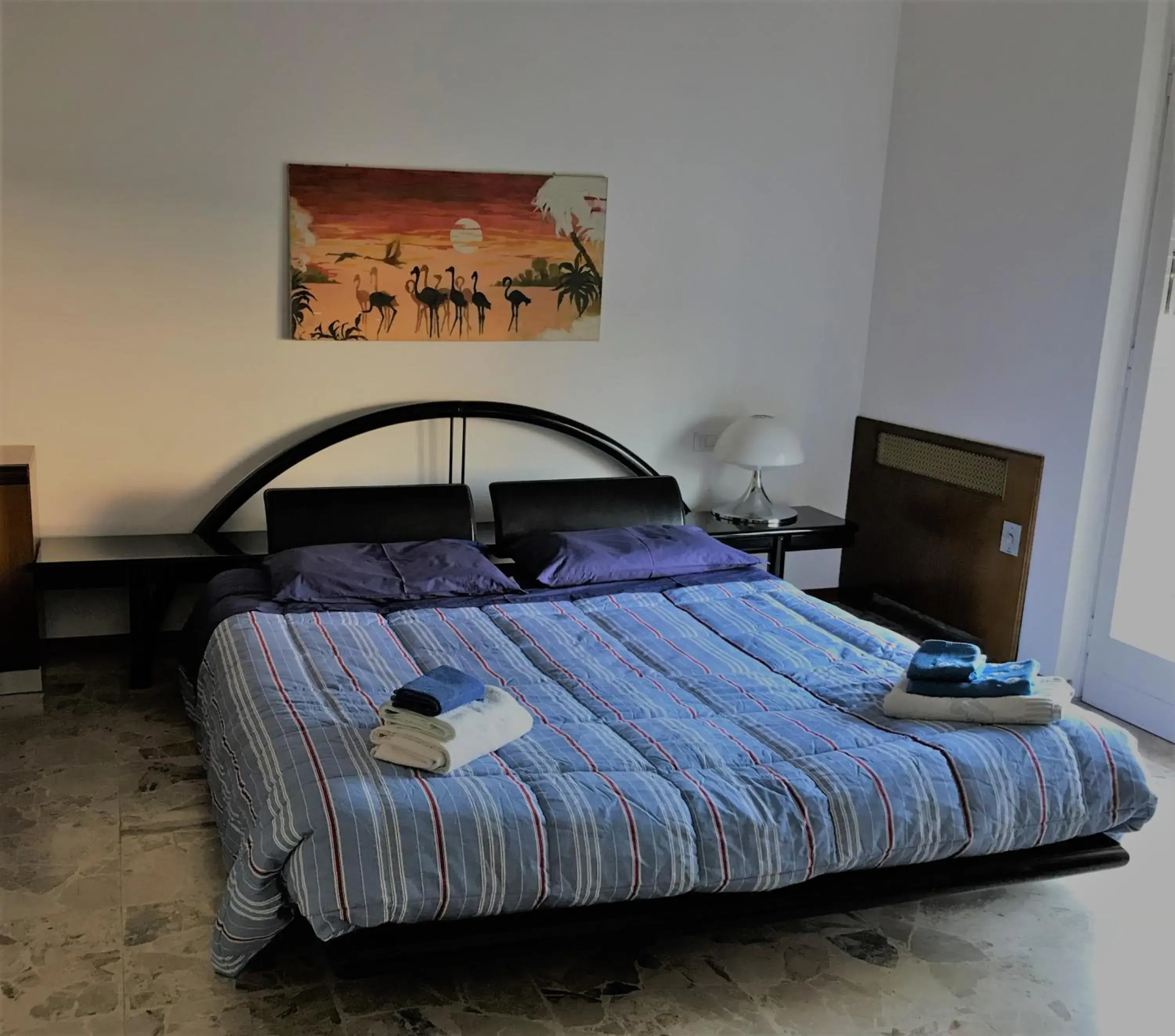 B&B Magenta B&B Magenta