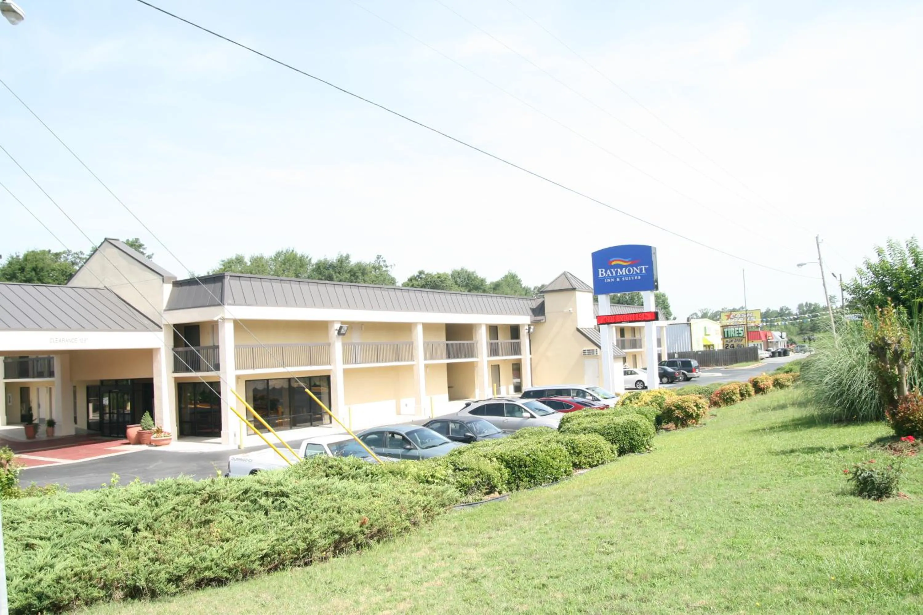 Property building in Baymont by Wyndham Griffin