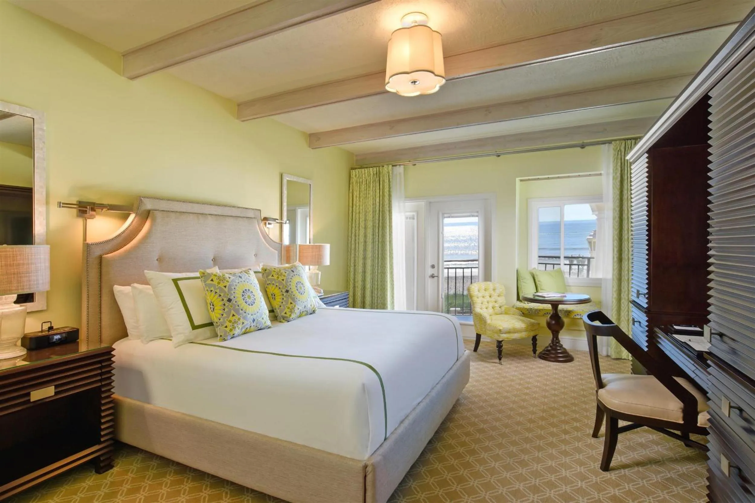 Photo of the whole room, Bed in The Lodge & Club at Ponte Vedra Beach